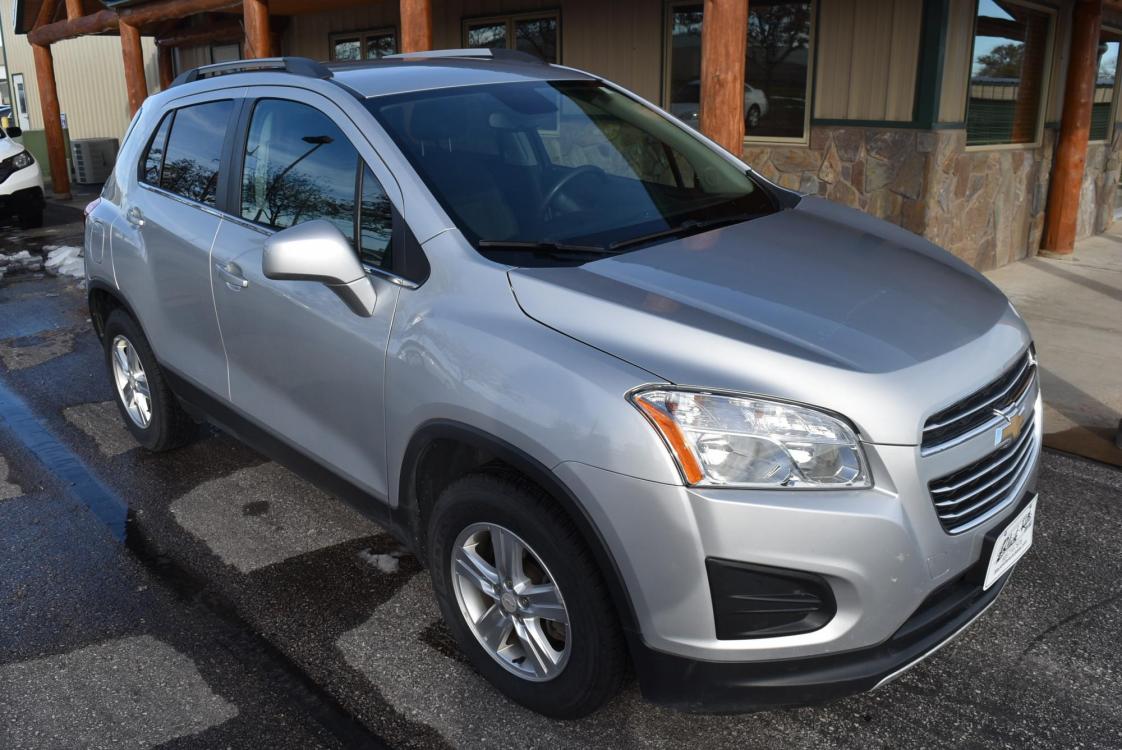 2016 Silver Chevrolet Trax LT (3GNCJPSB9GL) with an 1.4L 4 Cyl Ecotec Turbo VVT Sequential MFI engine, 6-Speed Automatic transmission, located at 1600 E Hwy 44, Rapid City, SD, 57703, (605) 716-7878, 44.070232, -103.171410 - Photo #0