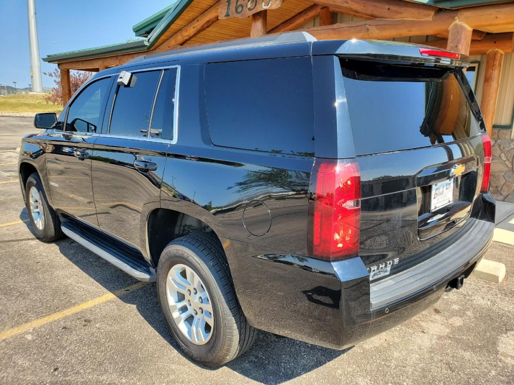 2017 Black Chevrolet Tahoe LS (1GNSKAEC6HR) with an 5.3L V-8 Ecotec3 with Active Fuel Management, Direct Injection and Variable Valve Timing engine, 6-Speed Automatic, Electronically Controlled transmission, located at 1600 E Hwy 44, Rapid City, SD, 57703, (605) 716-7878, 44.070232, -103.171410 - Photo #5