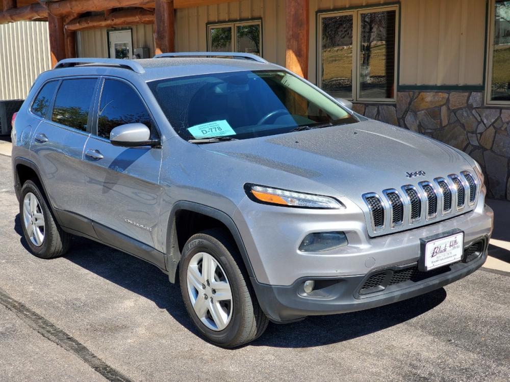 2014 Silver Jeep Cherokee Latitude (1C4PJMCSXEW) with an 3.2L V6 24 Valve VVT engine, 9-Speed Automatic transmission, located at 1600 E Hwy 44, Rapid City, SD, 57703, (605) 716-7878, 44.070232, -103.171410 - Photo #0