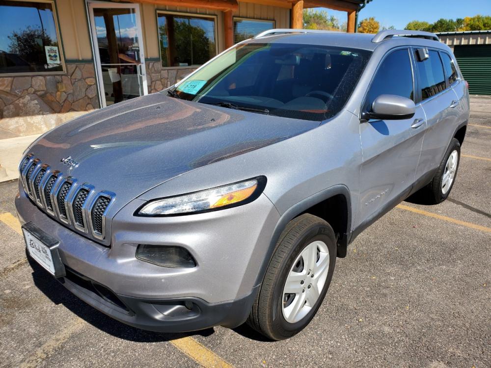 2014 Silver Jeep Cherokee Latitude (1C4PJMCSXEW) with an 3.2L V6 24 Valve VVT engine, 9-Speed Automatic transmission, located at 1600 E Hwy 44, Rapid City, SD, 57703, (605) 716-7878, 44.070232, -103.171410 - Photo #2