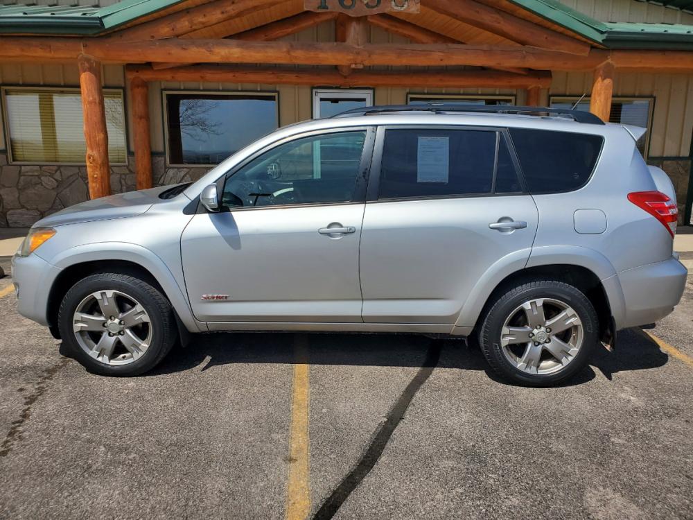 2010 Silver Toyota Rav4 Sport (JTMRK4DV1A5) with an 3.5L V-6 engine, 5-Speed Automatic transmission, located at 1600 E Hwy 44, Rapid City, SD, 57703, (605) 716-7878, 44.070232, -103.171410 - Photo #3