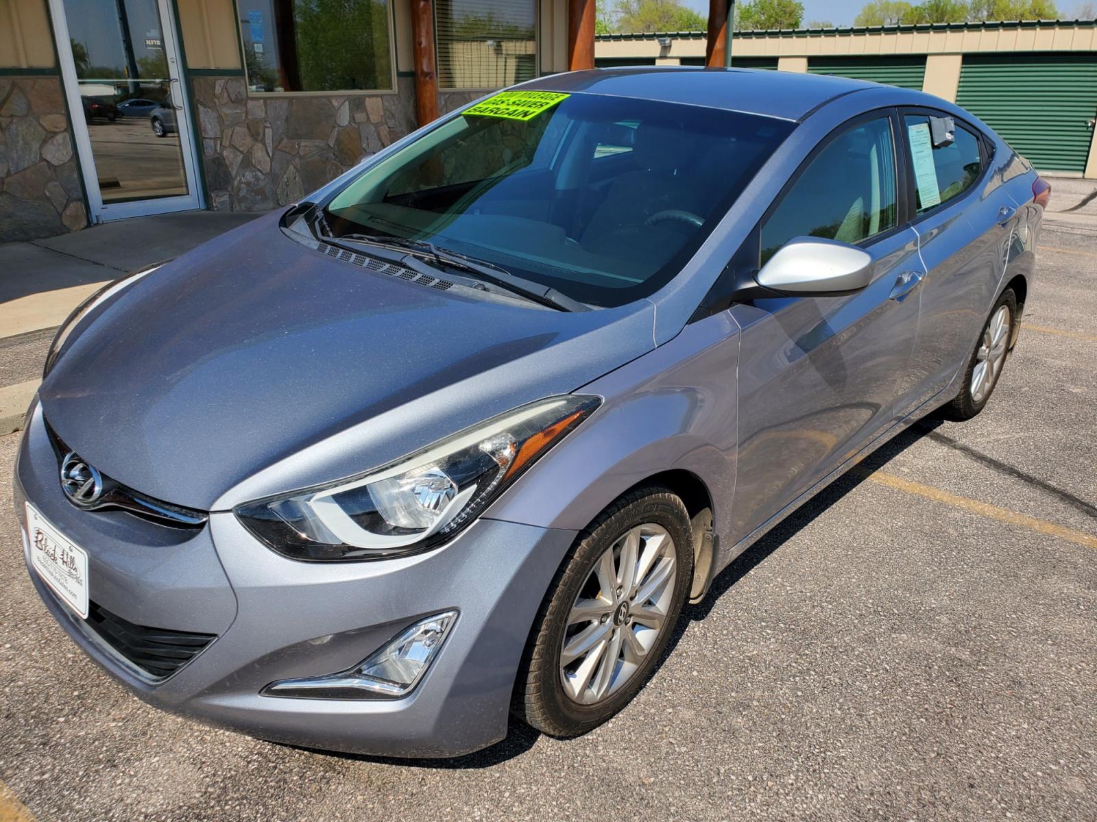 2015 Gray /Gray Hyundai Elantra SE (5NPDH4AE0FH) with an 1.8L 4 Cyl engine, 6-Speed Automatic transmission, located at 1600 E Hwy 44, Rapid City, SD, 57703, (605) 716-7878, 44.070232, -103.171410 - Photo #2