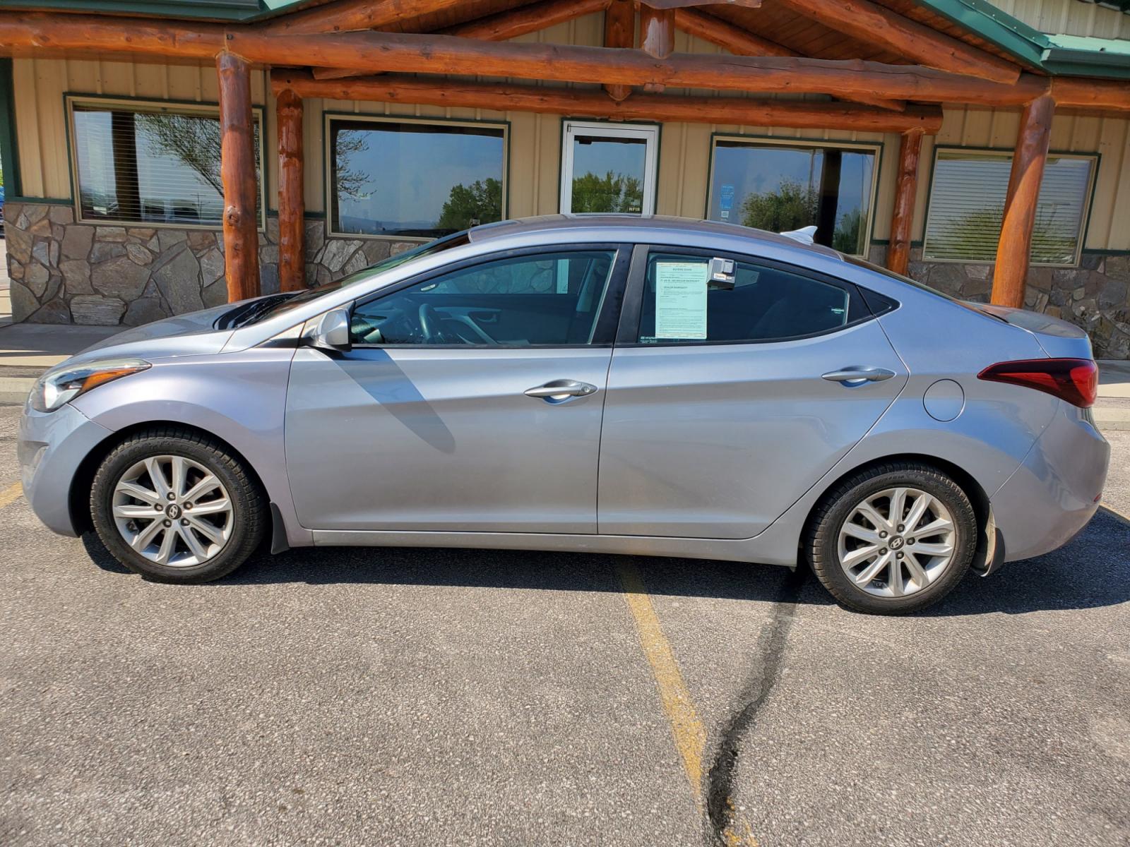 2015 Gray /Gray Hyundai Elantra SE (5NPDH4AE0FH) with an 1.8L 4 Cyl engine, 6-Speed Automatic transmission, located at 1600 E Hwy 44, Rapid City, SD, 57703, (605) 716-7878, 44.070232, -103.171410 - Photo #3