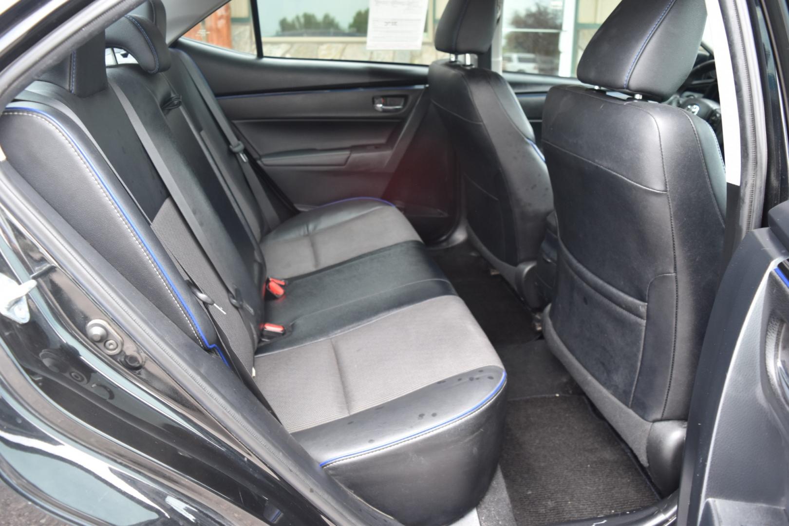 2017 Black Toyota Corolla SE (2T1BURHE5HC) with an 1.8L 4 Cyl engine, AV-S7 Automatic transmission, located at 1600 E Hwy 44, Rapid City, SD, 57703, (605) 716-7878, 44.070232, -103.171410 - Photo#10