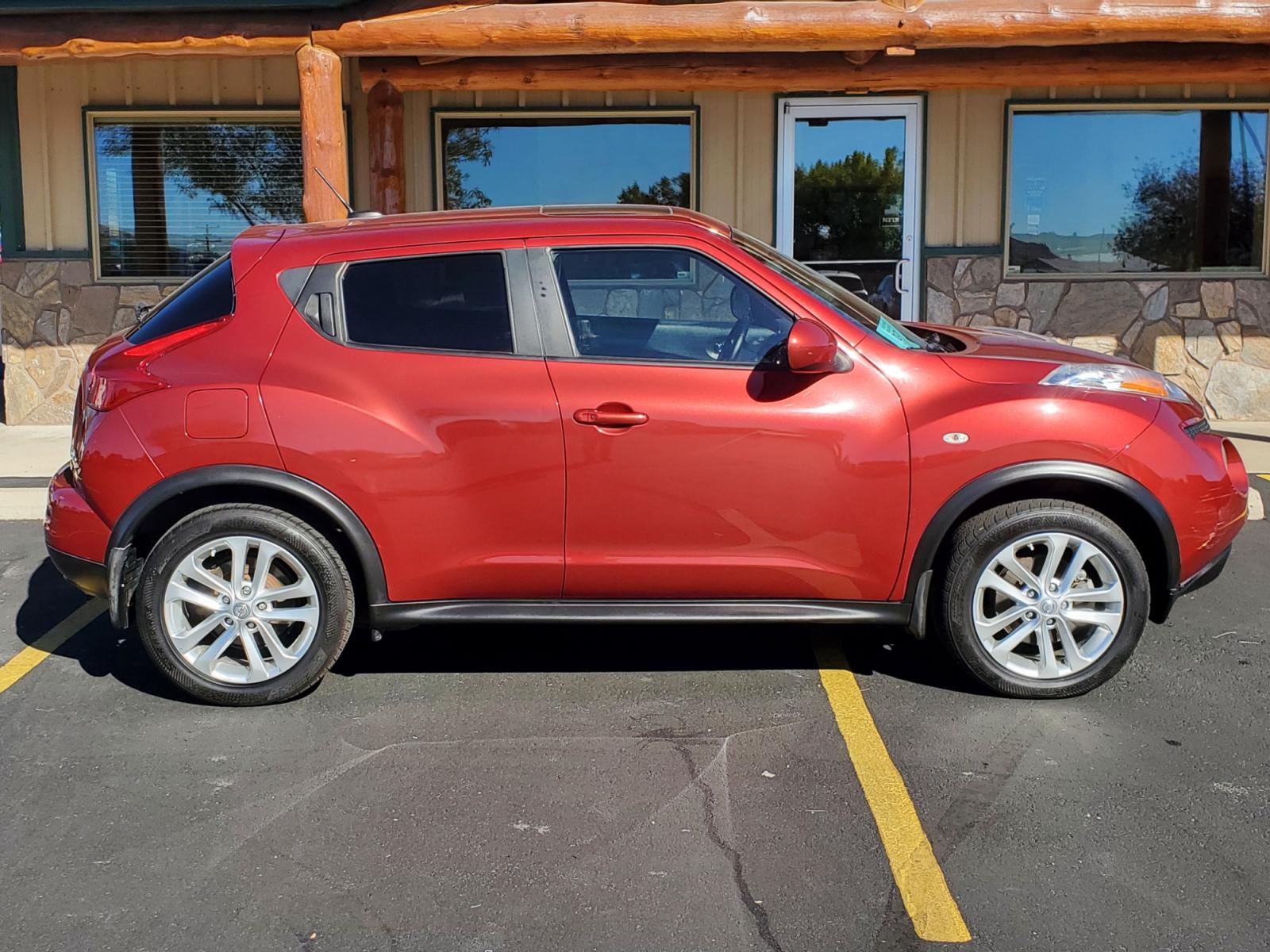 2013 Maroon Nissan Juke SL (JN8AF5MV1DT) with an 1.6L 4 Cyl Turbocharged engine, 1-Speed CVT transmission, located at 1600 E Hwy 44, Rapid City, SD, 57703, (605) 716-7878, 44.070232, -103.171410 - Photo #4