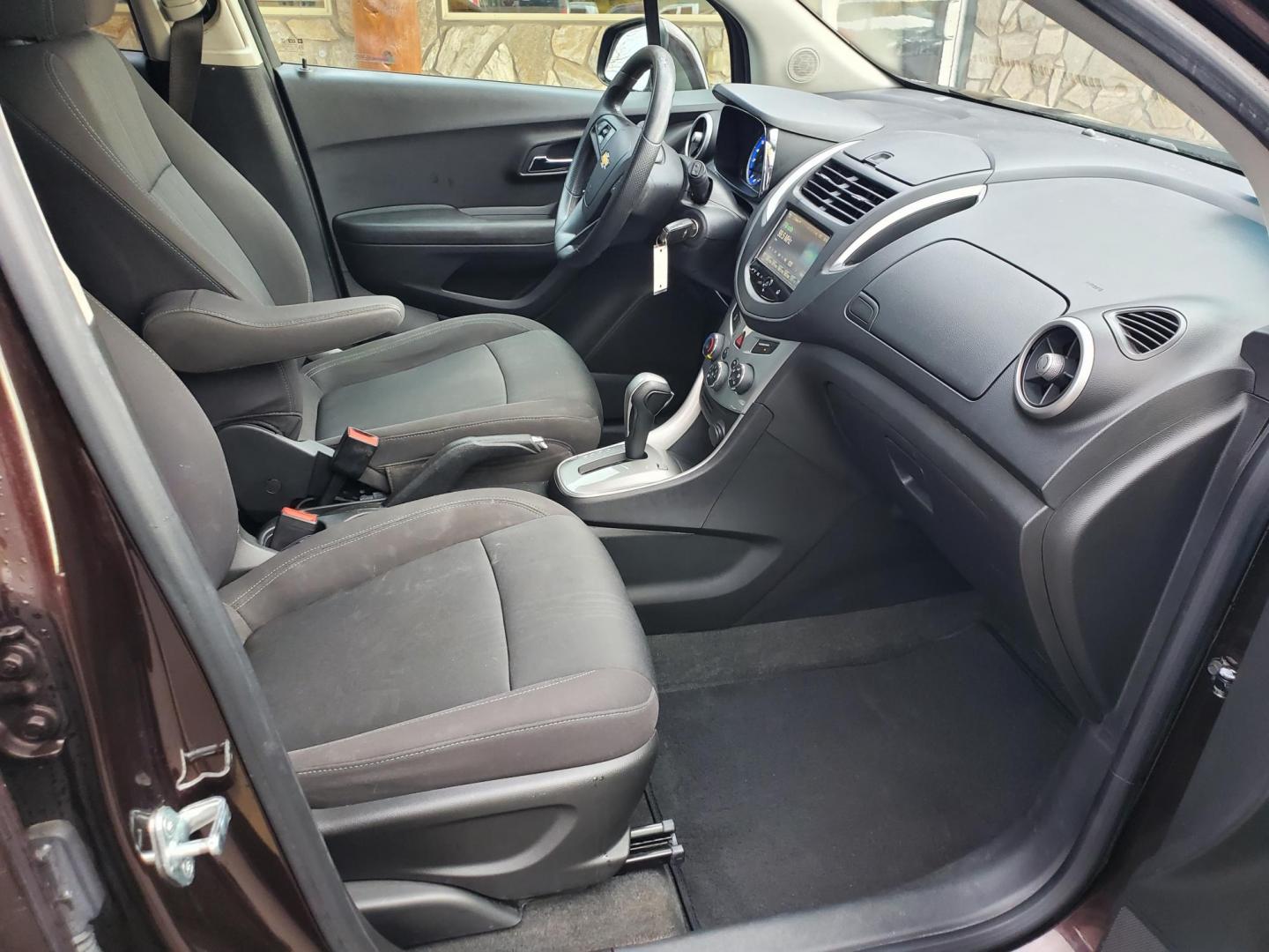 2016 Brown /Black Chevrolet Trax LT (KL7CJPSB9GB) with an 1.4L 4 Cyl Turbo engine, 6-Speed Automatic transmission, located at 1600 E Hwy 44, Rapid City, SD, 57703, (605) 716-7878, 44.070232, -103.171410 - Photo#10