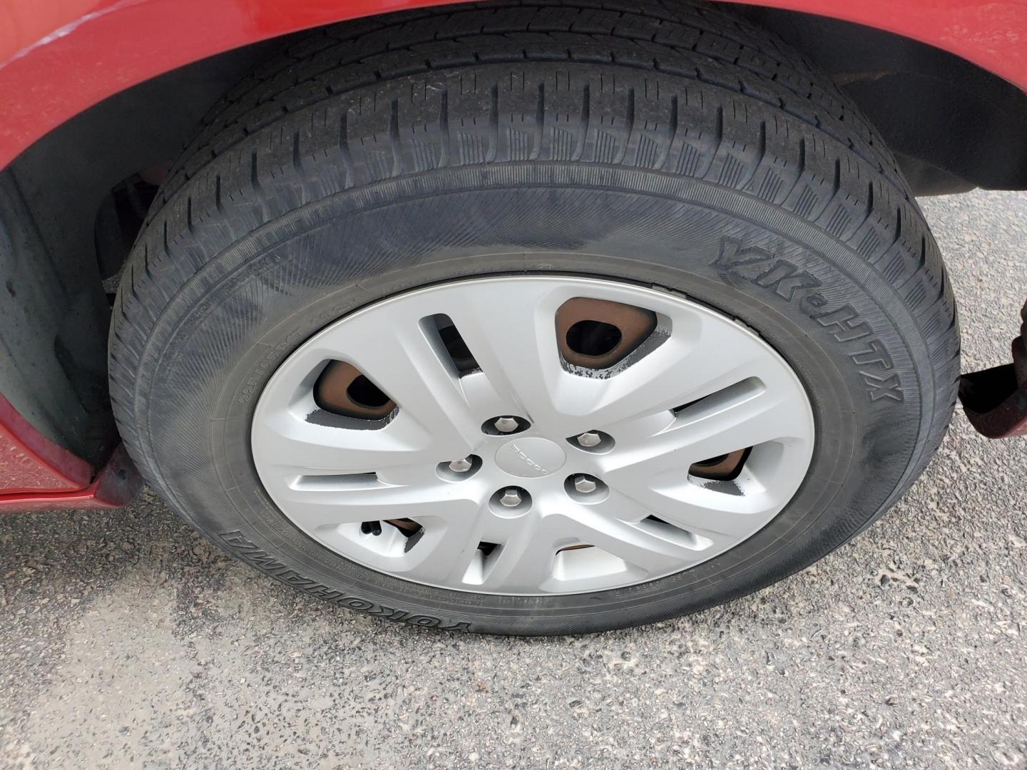 2014 Red /Black Dodge Grand Caravan SE (2C4RDGBG5ER) with an 3.6L V6 24V VVT engine, 6-Speed Automatic transmission, located at 1600 E Hwy 44, Rapid City, SD, 57703, (605) 716-7878, 44.070232, -103.171410 - Photo#26