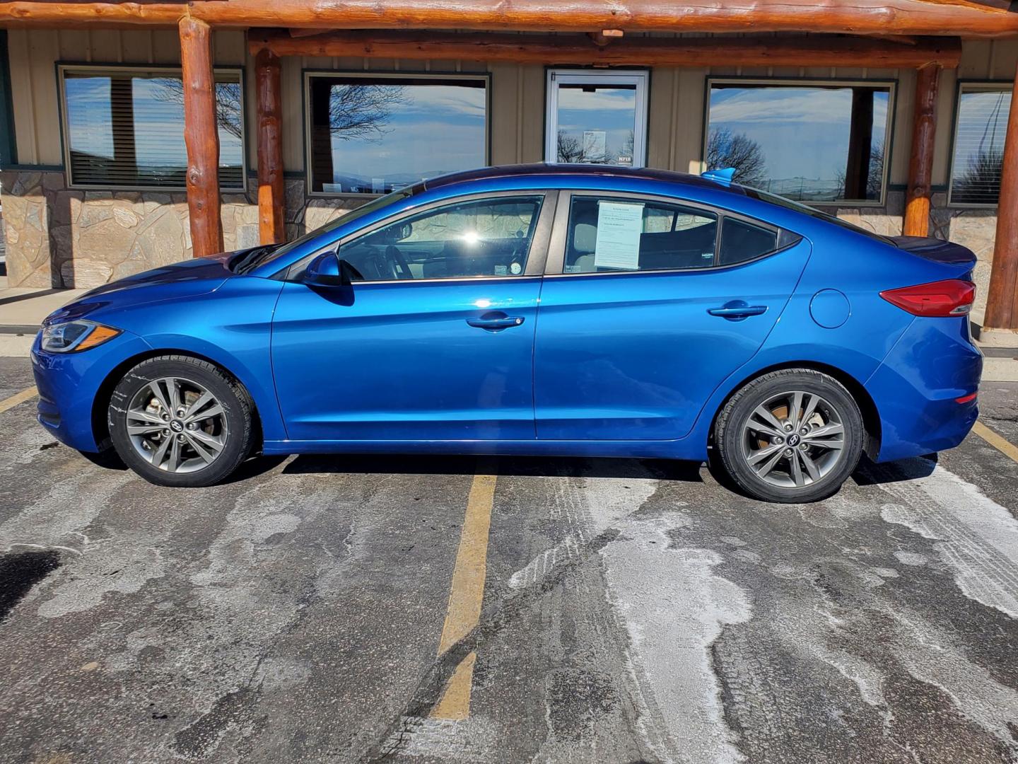 2018 Blue /Gray Hyundai Elantra SEL (5NPD84LF9JH) with an 2.0L 4 Cyl. engine, 6-Speed Automatic w/ OD transmission, located at 1600 E Hwy 44, Rapid City, SD, 57703, (605) 716-7878, 44.070232, -103.171410 - Photo#3