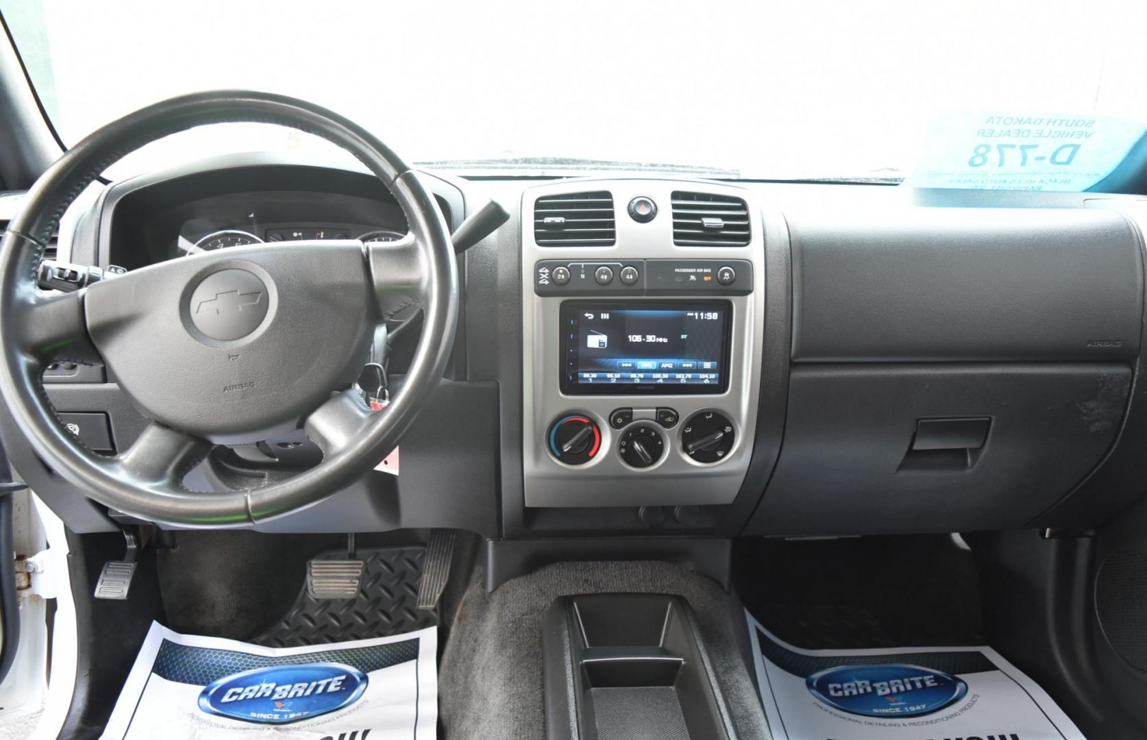 2011 White /Black Chevrolet Coloarado LT (1GCJTCFE4B8) with an 3.7L DOHC 5-CYLINDER SFI engine, 4-Speed Automatic, Electronically Controlled With Overdrive transmission, located at 1600 E Hwy 44, Rapid City, SD, 57703, (605) 716-7878, 44.070232, -103.171410 - Photo#12