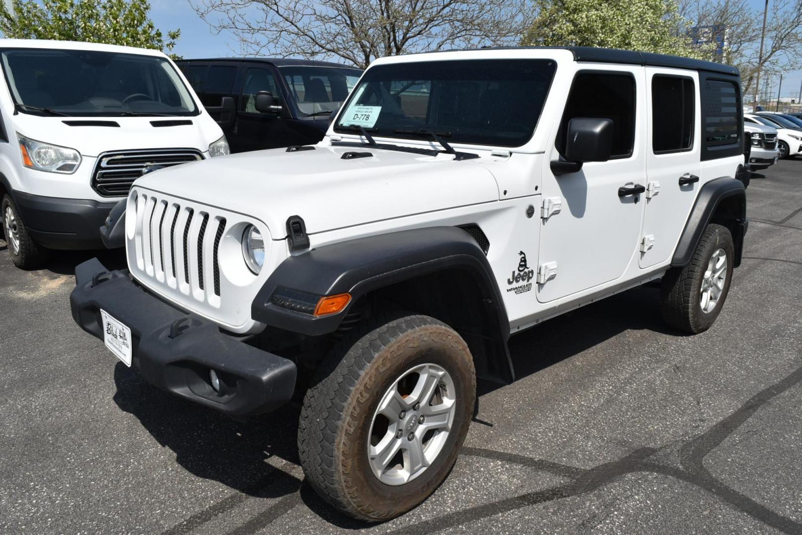 2020 White /Black Jeep Wrangler Sport (1C4HJXDN0LW) with an 2.0L I4 DOHC DI TURBO W/ESS engine, 8-Speed Automatic transmission, located at 1600 E Hwy 44, Rapid City, SD, 57703, (605) 716-7878, 44.070232, -103.171410 - Photo#2