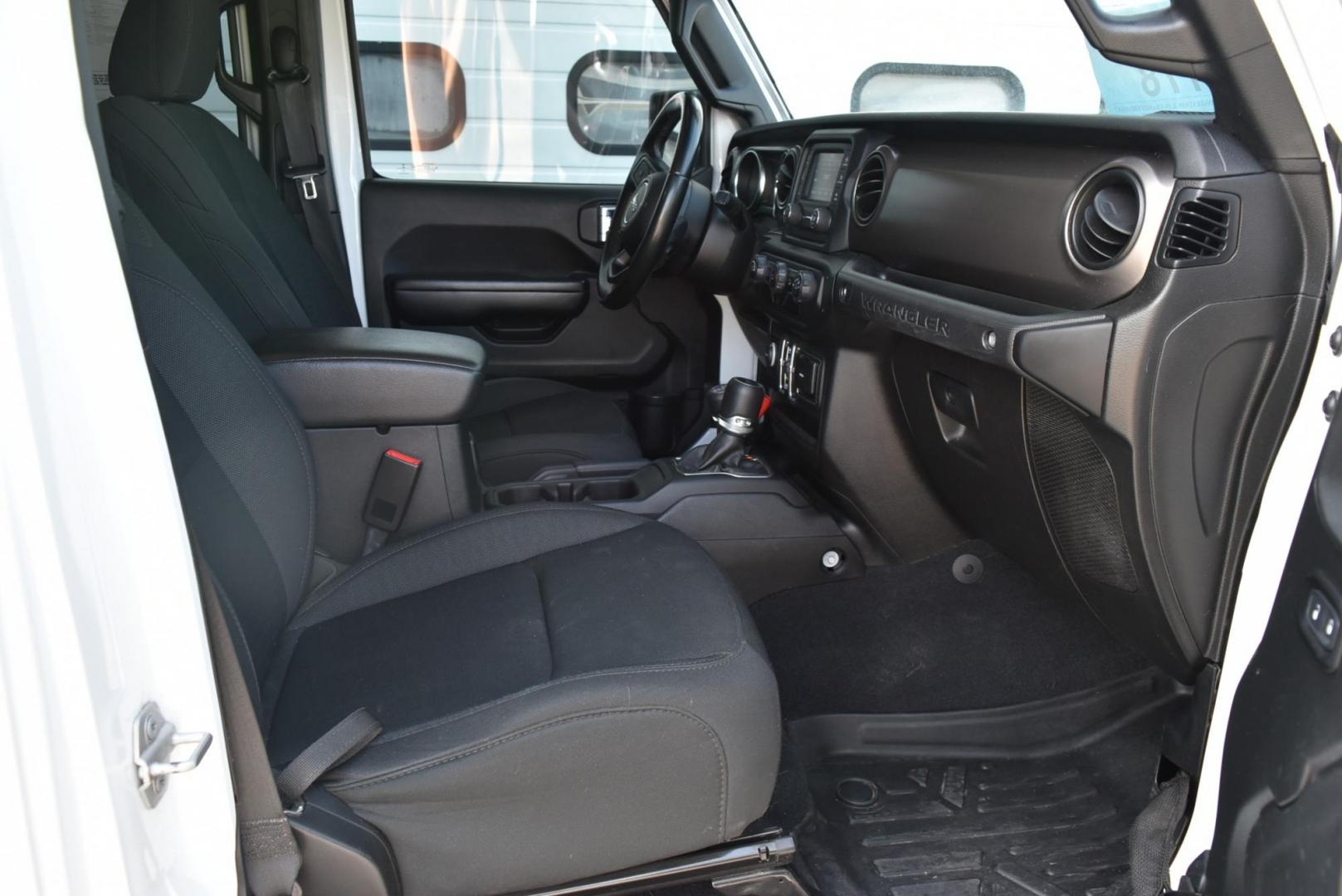 2020 White /Black Jeep Wrangler Sport (1C4HJXDN0LW) with an 2.0L I4 DOHC DI TURBO W/ESS engine, 8-Speed Automatic transmission, located at 1600 E Hwy 44, Rapid City, SD, 57703, (605) 716-7878, 44.070232, -103.171410 - Photo#9