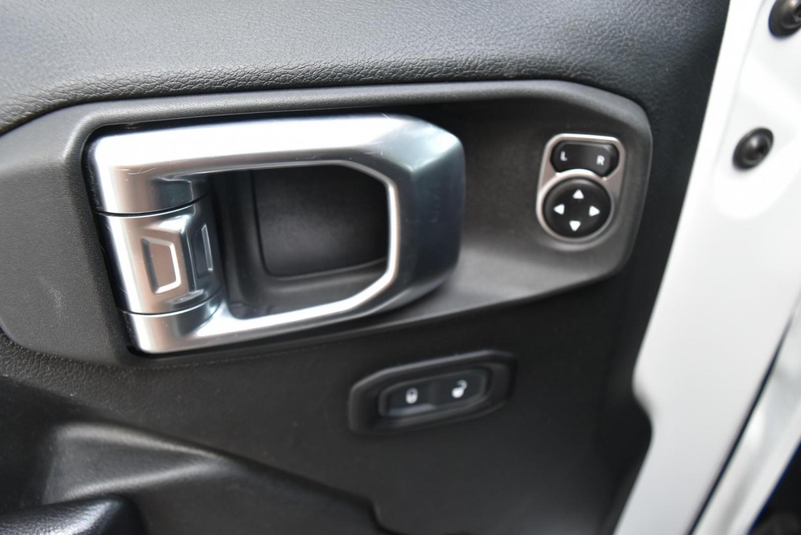 2020 White /Black Jeep Wrangler Sport (1C4HJXDN0LW) with an 2.0L I4 DOHC DI TURBO W/ESS engine, 8-Speed Automatic transmission, located at 1600 E Hwy 44, Rapid City, SD, 57703, (605) 716-7878, 44.070232, -103.171410 - Photo#14
