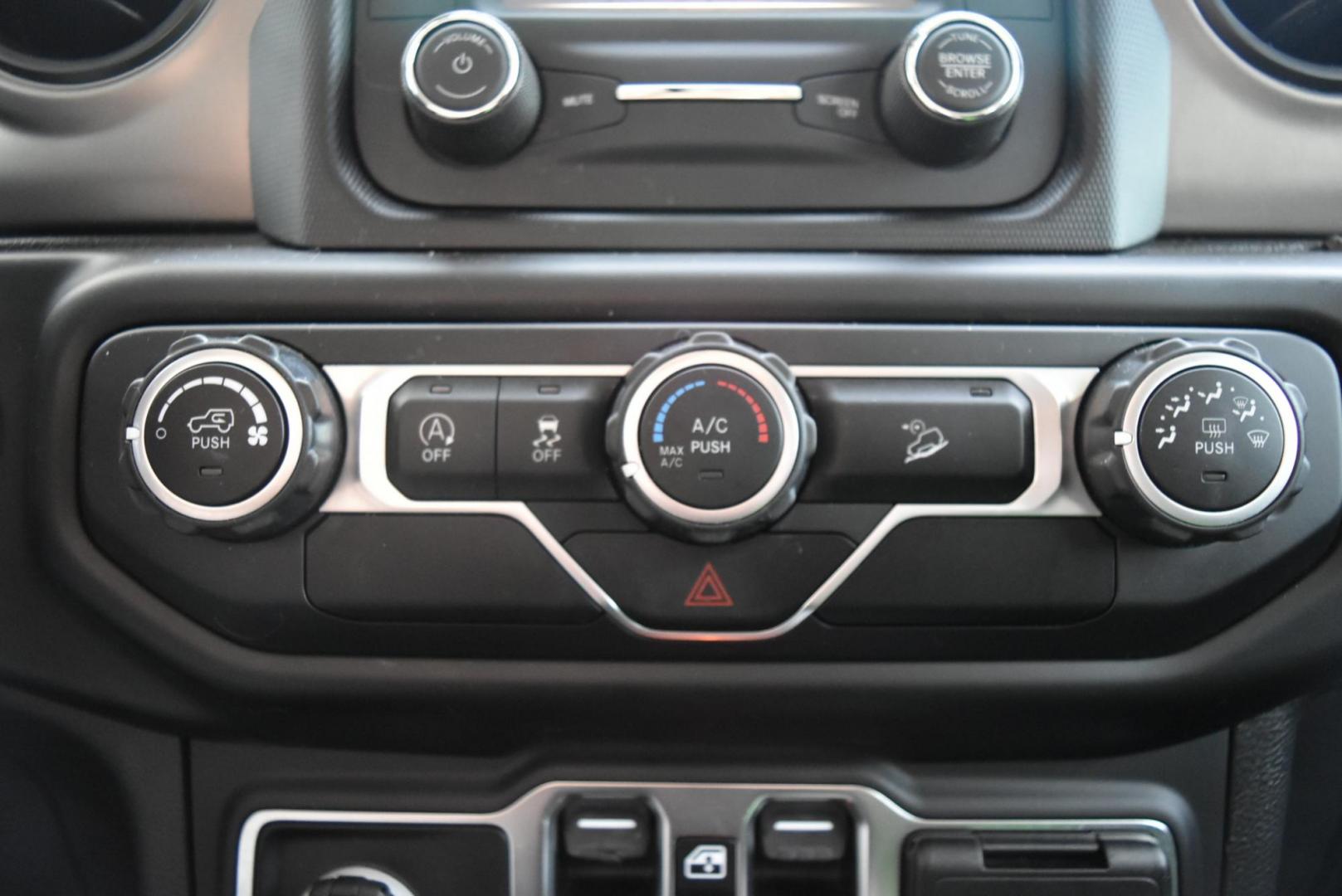 2020 White /Black Jeep Wrangler Sport (1C4HJXDN0LW) with an 2.0L I4 DOHC DI TURBO W/ESS engine, 8-Speed Automatic transmission, located at 1600 E Hwy 44, Rapid City, SD, 57703, (605) 716-7878, 44.070232, -103.171410 - Photo#19