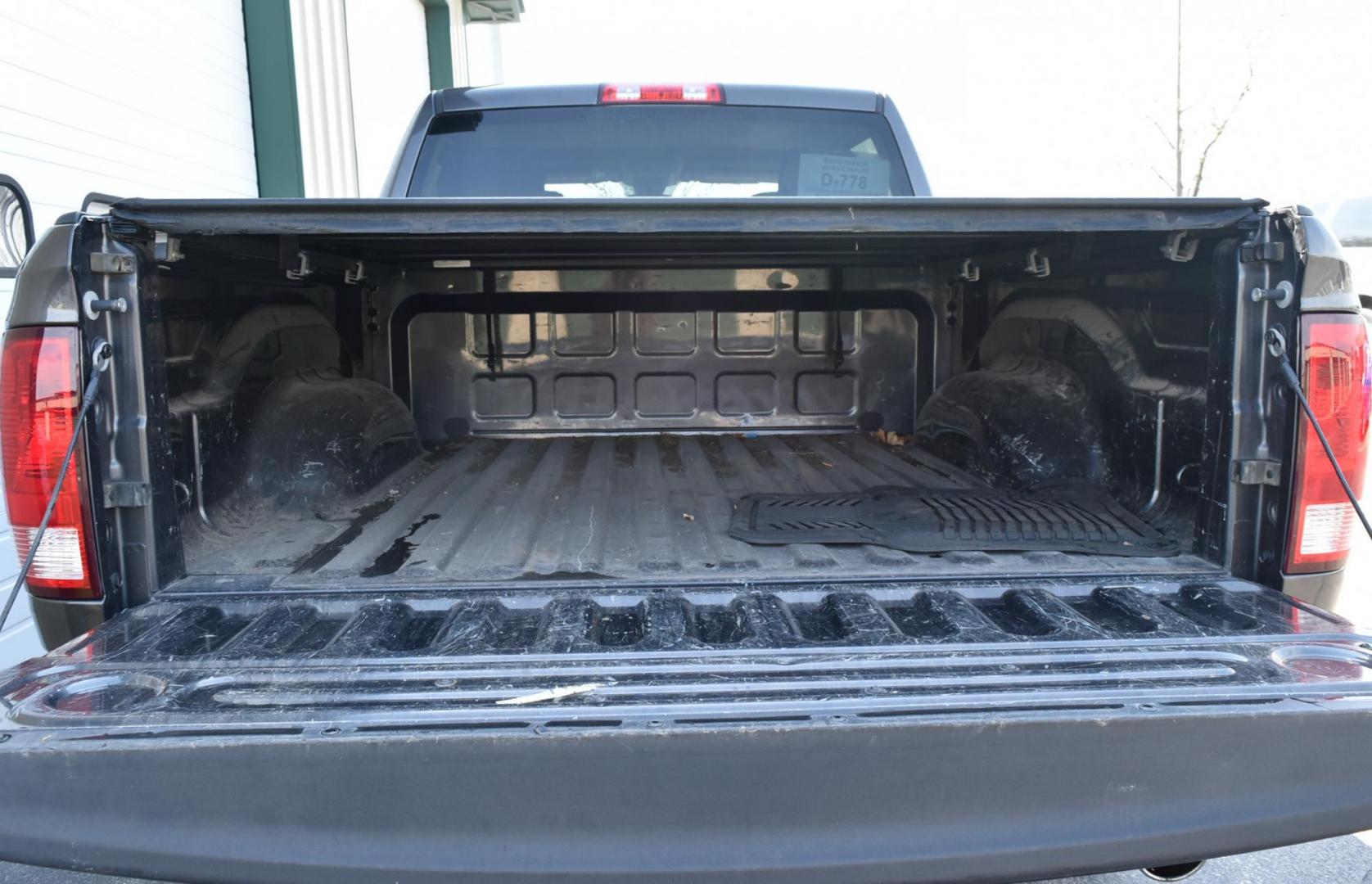 2017 Gray Ram 1500 Express (3C6RR7KT6HG) with an 5.7L V8 HEMI MDS VV engine, 8-Speed Automatic transmission, located at 1600 E Hwy 44, Rapid City, SD, 57703, (605) 716-7878, 44.070232, -103.171410 - Photo#23