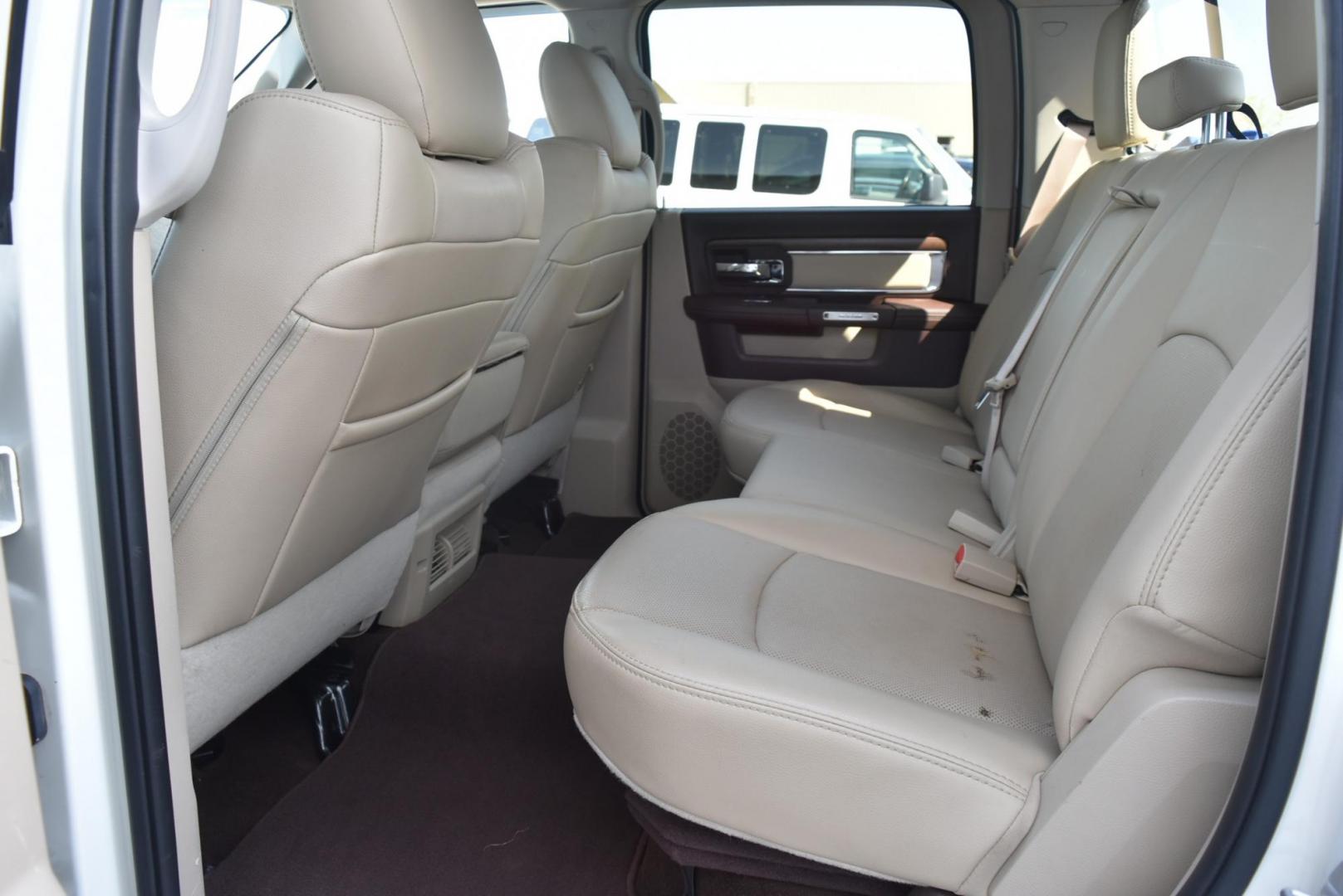 2016 White /Lt Brown Ram 2500 Laramie (3C6UR5FL2GG) with an 6.7L I6 CUMMINS TURBO DIESEL engine, 6-Speed Automatic transmission, located at 1600 E Hwy 44, Rapid City, SD, 57703, (605) 716-7878, 44.070232, -103.171410 - Photo#11