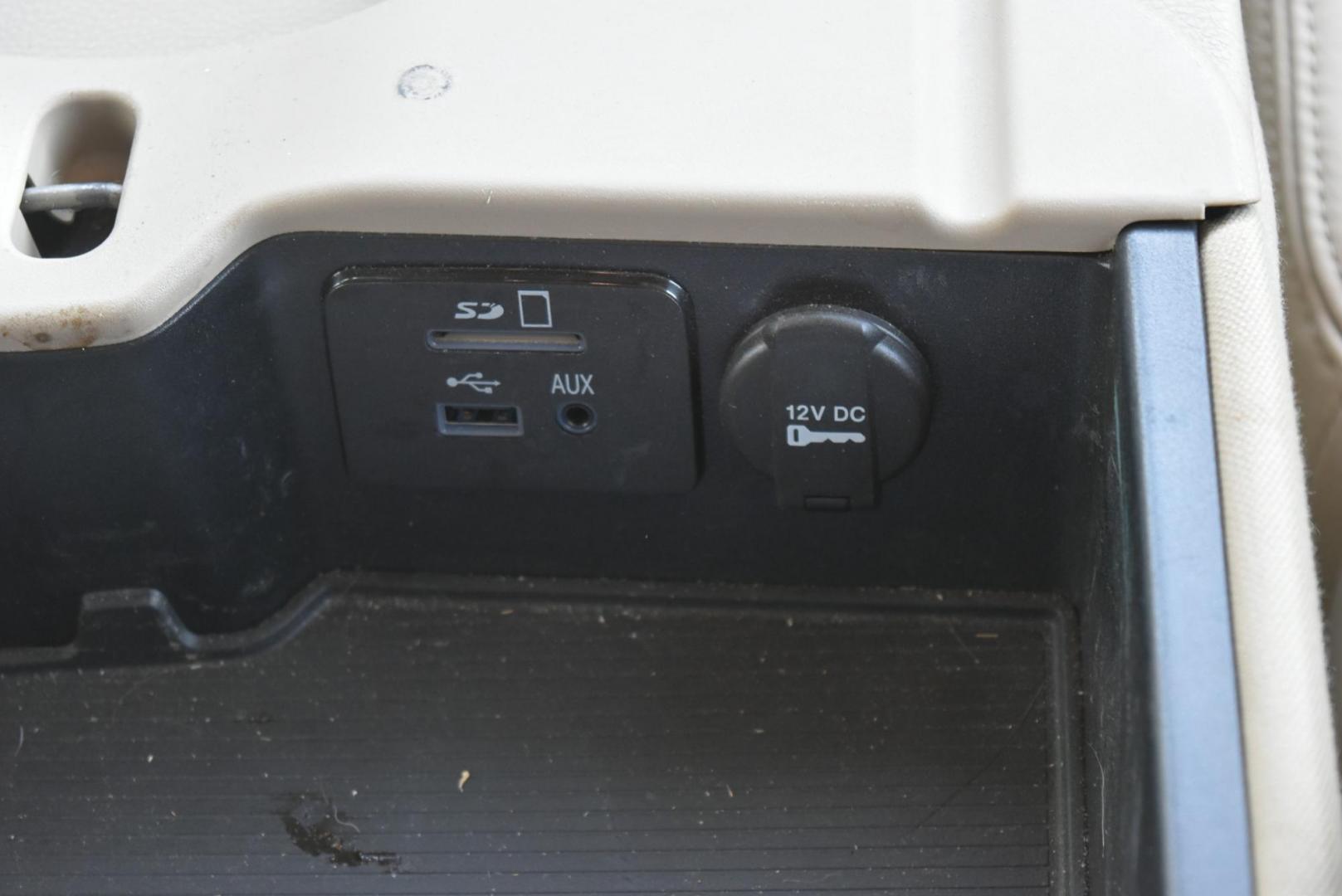2016 White /Lt Brown Ram 2500 Laramie (3C6UR5FL2GG) with an 6.7L I6 CUMMINS TURBO DIESEL engine, 6-Speed Automatic transmission, located at 1600 E Hwy 44, Rapid City, SD, 57703, (605) 716-7878, 44.070232, -103.171410 - Photo#27