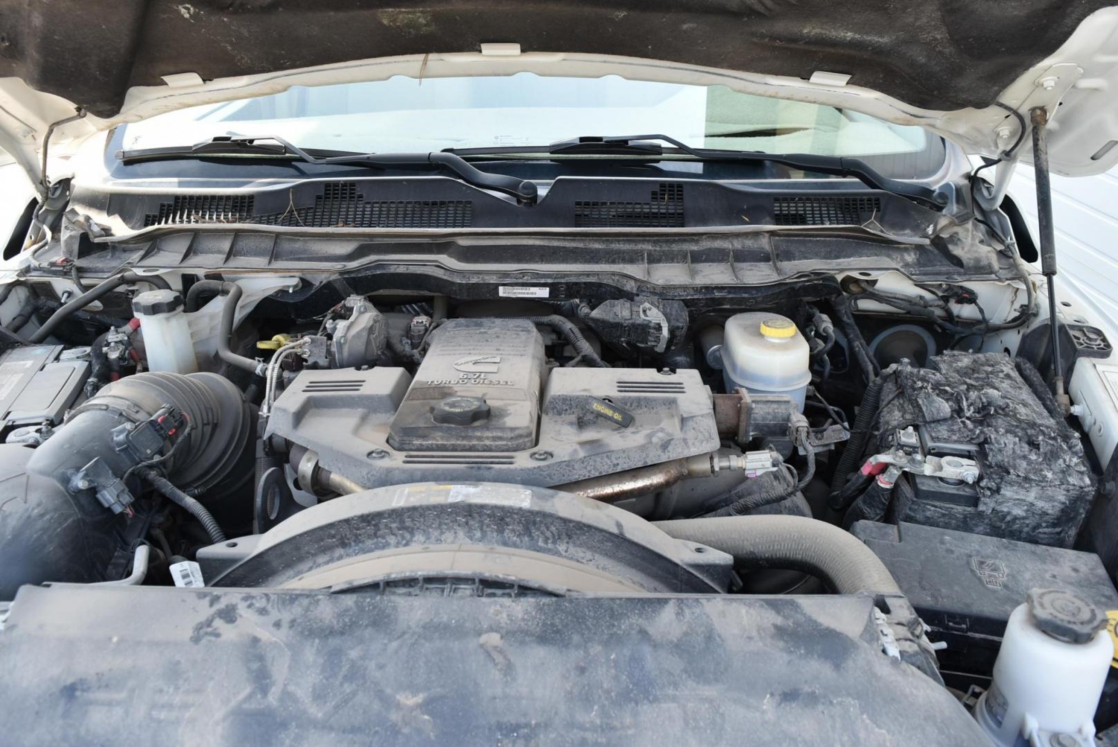 2016 White /Lt Brown Ram 2500 Laramie (3C6UR5FL2GG) with an 6.7L I6 CUMMINS TURBO DIESEL engine, 6-Speed Automatic transmission, located at 1600 E Hwy 44, Rapid City, SD, 57703, (605) 716-7878, 44.070232, -103.171410 - Photo#33