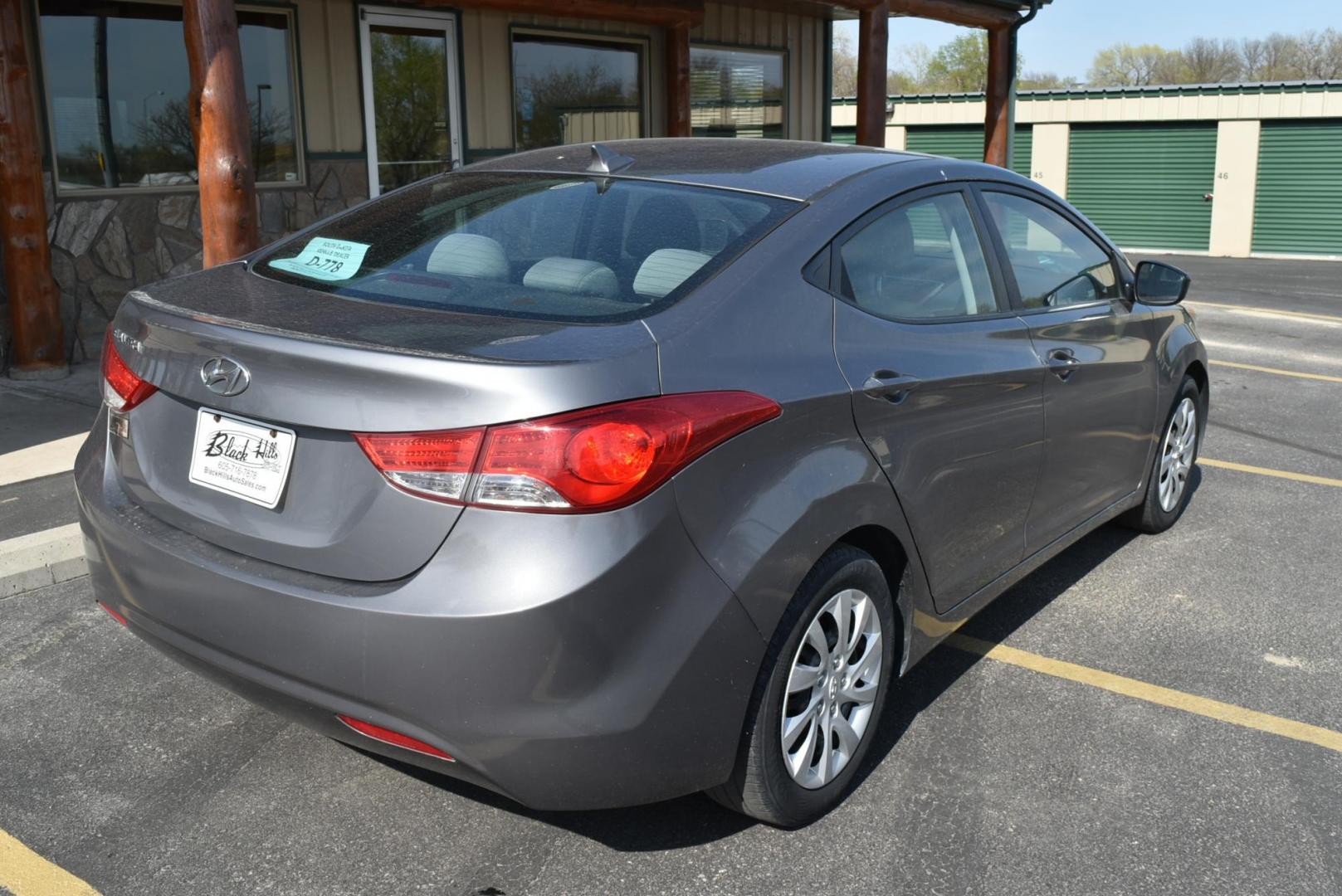2012 Black /Beige Hyundai Elantra GLS (5NPDH4AE0CH) with an 1.8L 4 Cyl. engine, 6-Speed Automatic transmission, located at 1600 E Hwy 44, Rapid City, SD, 57703, (605) 716-7878, 44.070232, -103.171410 - Photo#7