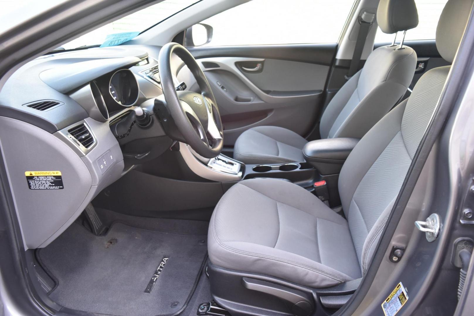 2012 Black /Beige Hyundai Elantra GLS (5NPDH4AE0CH) with an 1.8L 4 Cyl. engine, 6-Speed Automatic transmission, located at 1600 E Hwy 44, Rapid City, SD, 57703, (605) 716-7878, 44.070232, -103.171410 - Photo#8