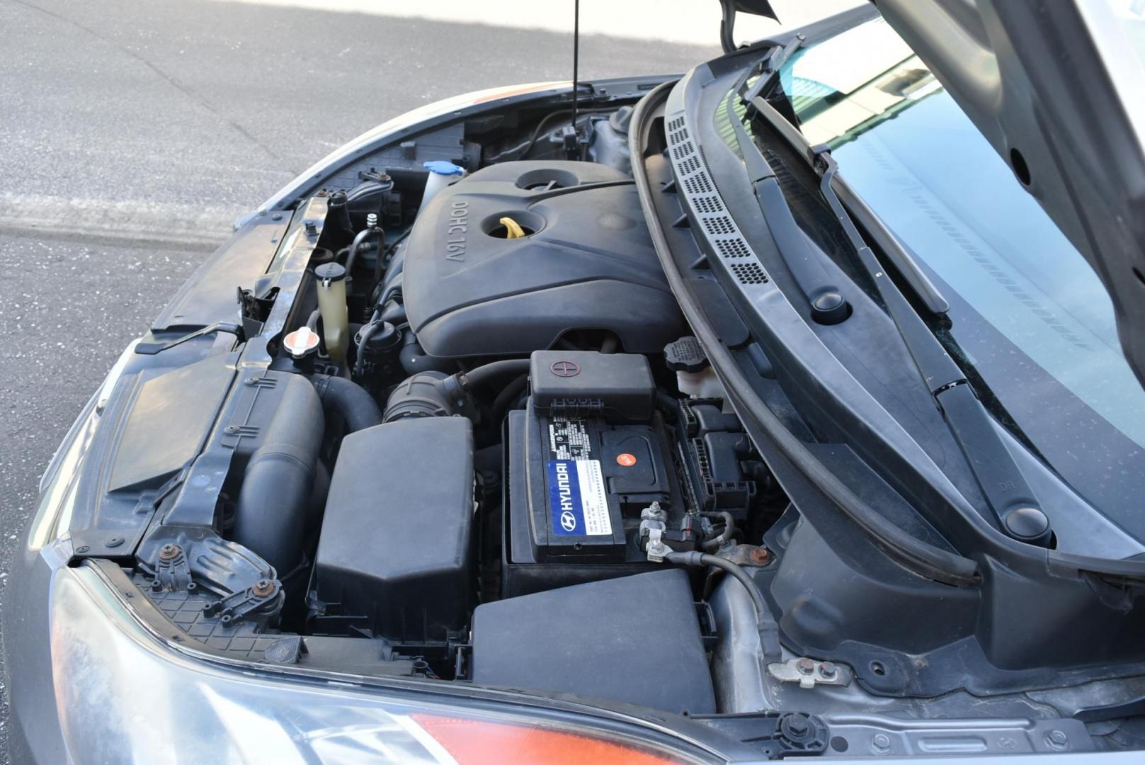 2012 Black /Beige Hyundai Elantra GLS (5NPDH4AE0CH) with an 1.8L 4 Cyl. engine, 6-Speed Automatic transmission, located at 1600 E Hwy 44, Rapid City, SD, 57703, (605) 716-7878, 44.070232, -103.171410 - Photo#22