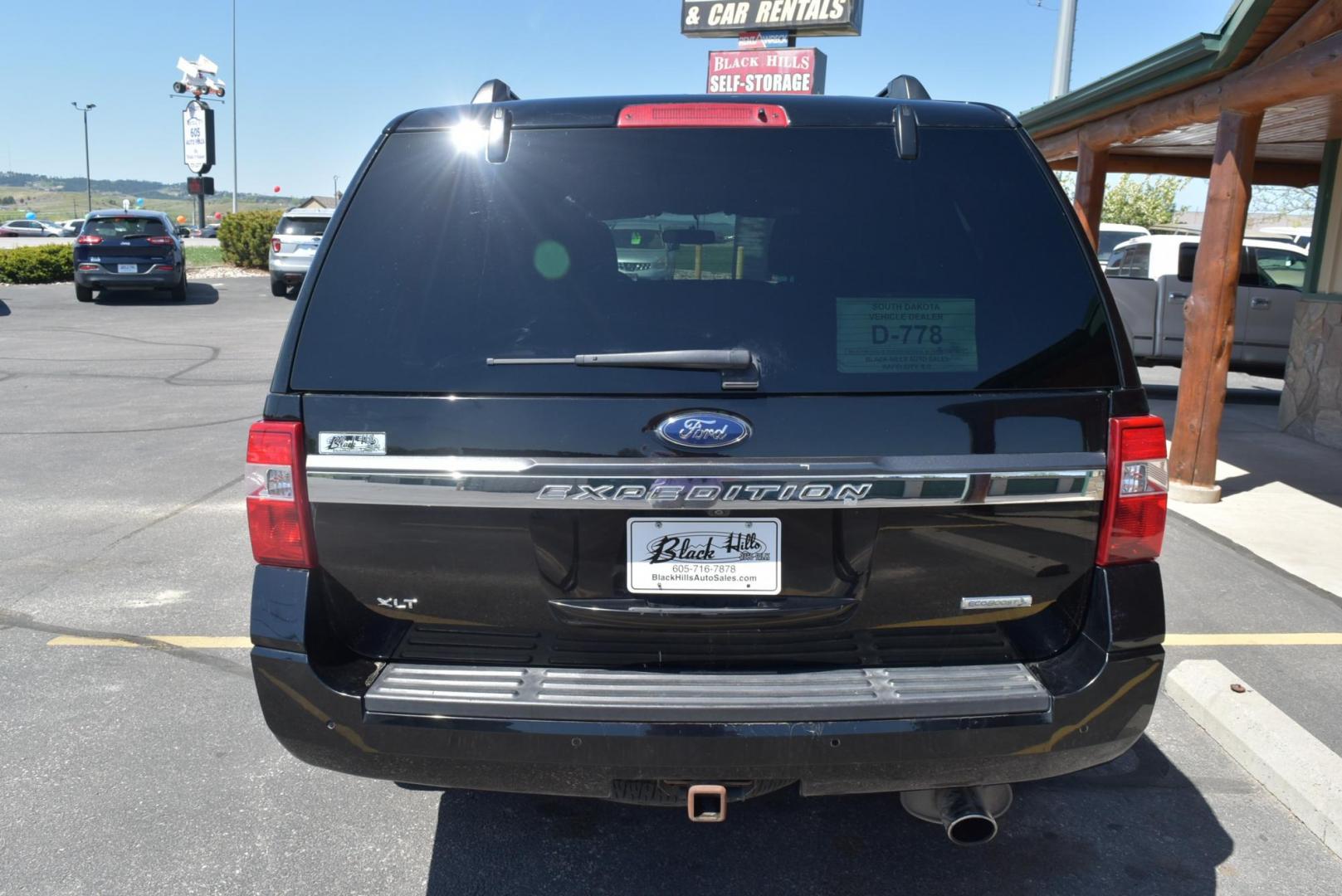 2017 Black /Black Ford Expedition XLT (1FMJU1JT6HE) with an 3.5L EcoBoost V6 engine, 6-Speed Automatic w/SelectShift transmission, located at 1600 E Hwy 44, Rapid City, SD, 57703, (605) 716-7878, 44.070232, -103.171410 - Photo#5