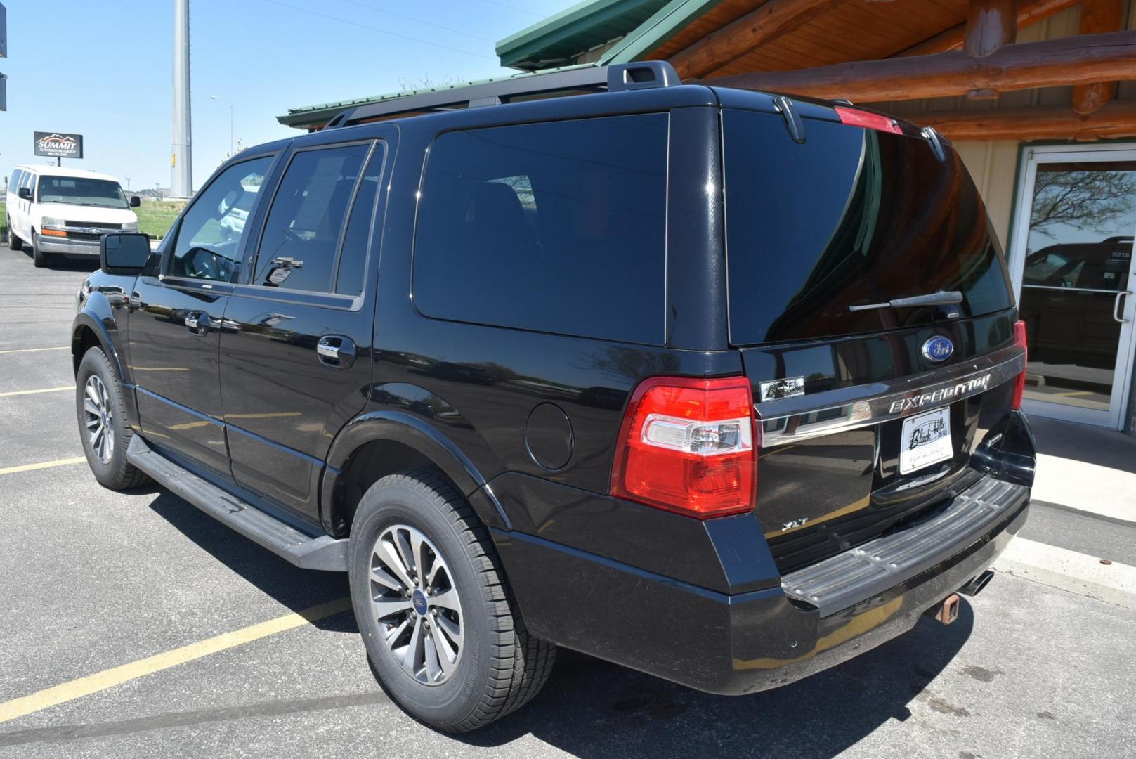 2017 Black /Black Ford Expedition XLT (1FMJU1JT6HE) with an 3.5L EcoBoost V6 engine, 6-Speed Automatic w/SelectShift transmission, located at 1600 E Hwy 44, Rapid City, SD, 57703, (605) 716-7878, 44.070232, -103.171410 - Photo#6