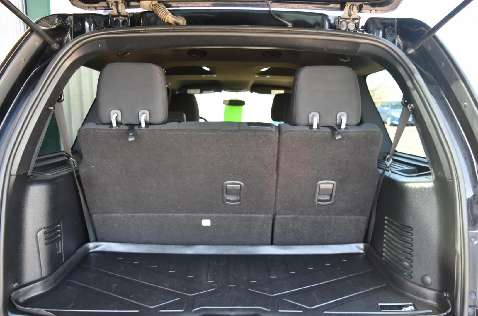 2017 Black /Black Ford Expedition XLT (1FMJU1JT6HE) with an 3.5L EcoBoost V6 engine, 6-Speed Automatic w/SelectShift transmission, located at 1600 E Hwy 44, Rapid City, SD, 57703, (605) 716-7878, 44.070232, -103.171410 - Photo#26