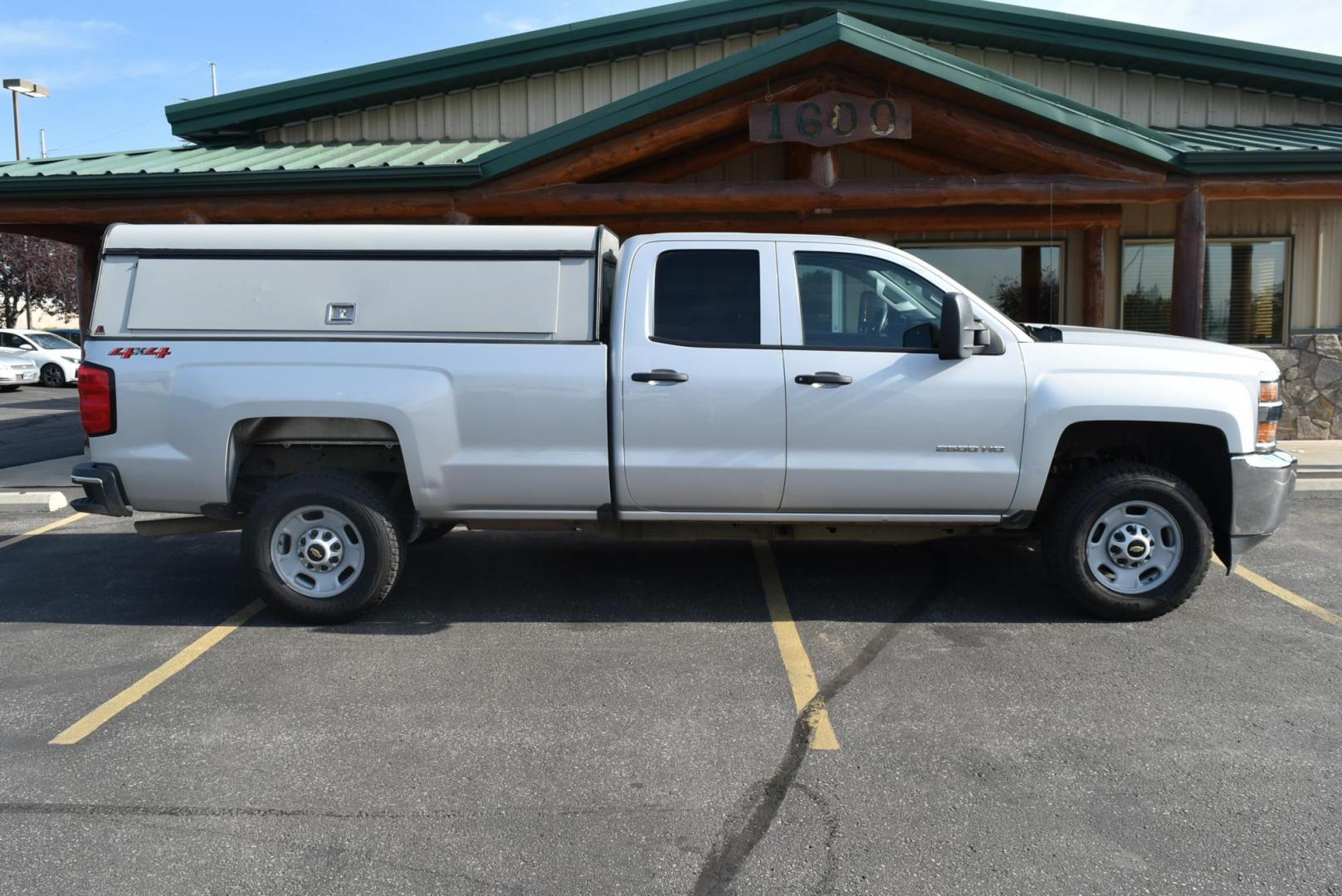 2019 Silver /gray Chevrolet Silverado 2500HD Work Truck Double Cab 4WD (2GC2KREG7K1) with an VORTEC 6.0L VARIABLE VALVE TIMING V8 SFI engine, 6-Speed Automatic, Heavy-Duty, Electronically Controlled transmission, located at 1600 E Hwy 44, Rapid City, SD, 57703, (605) 716-7878, 44.070232, -103.171410 - Photo#3