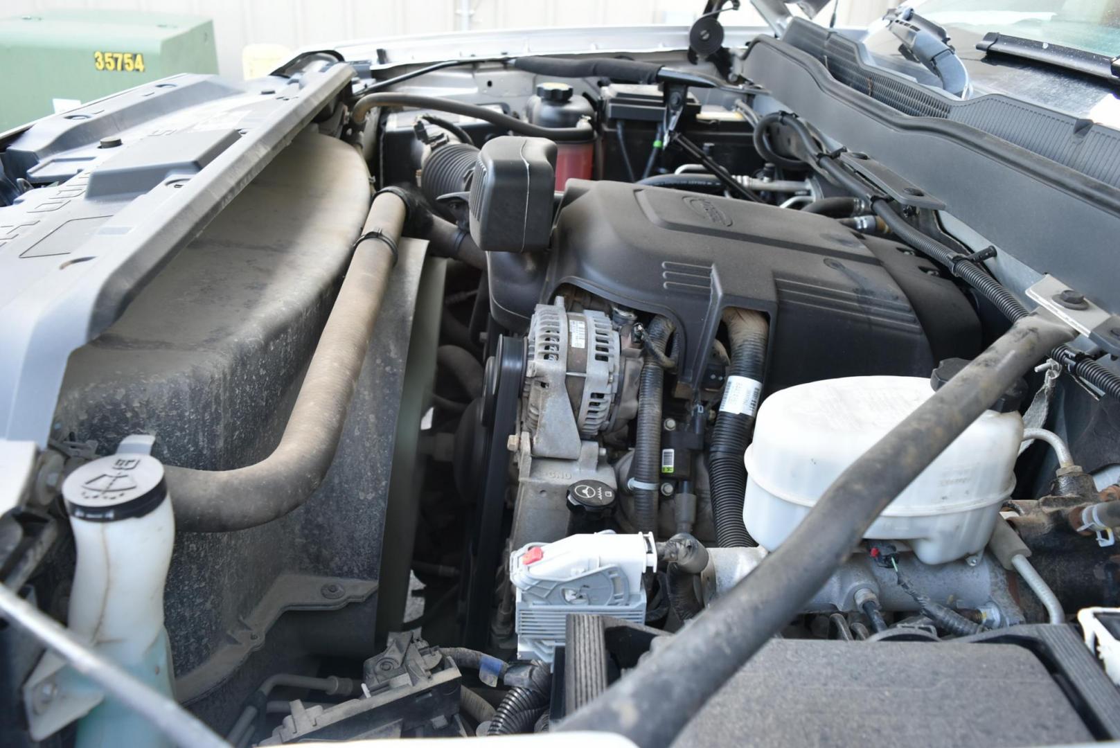 2019 Silver /gray Chevrolet Silverado 2500HD Work Truck Double Cab 4WD (2GC2KREG7K1) with an VORTEC 6.0L VARIABLE VALVE TIMING V8 SFI engine, 6-Speed Automatic, Heavy-Duty, Electronically Controlled transmission, located at 1600 E Hwy 44, Rapid City, SD, 57703, (605) 716-7878, 44.070232, -103.171410 - Photo#30