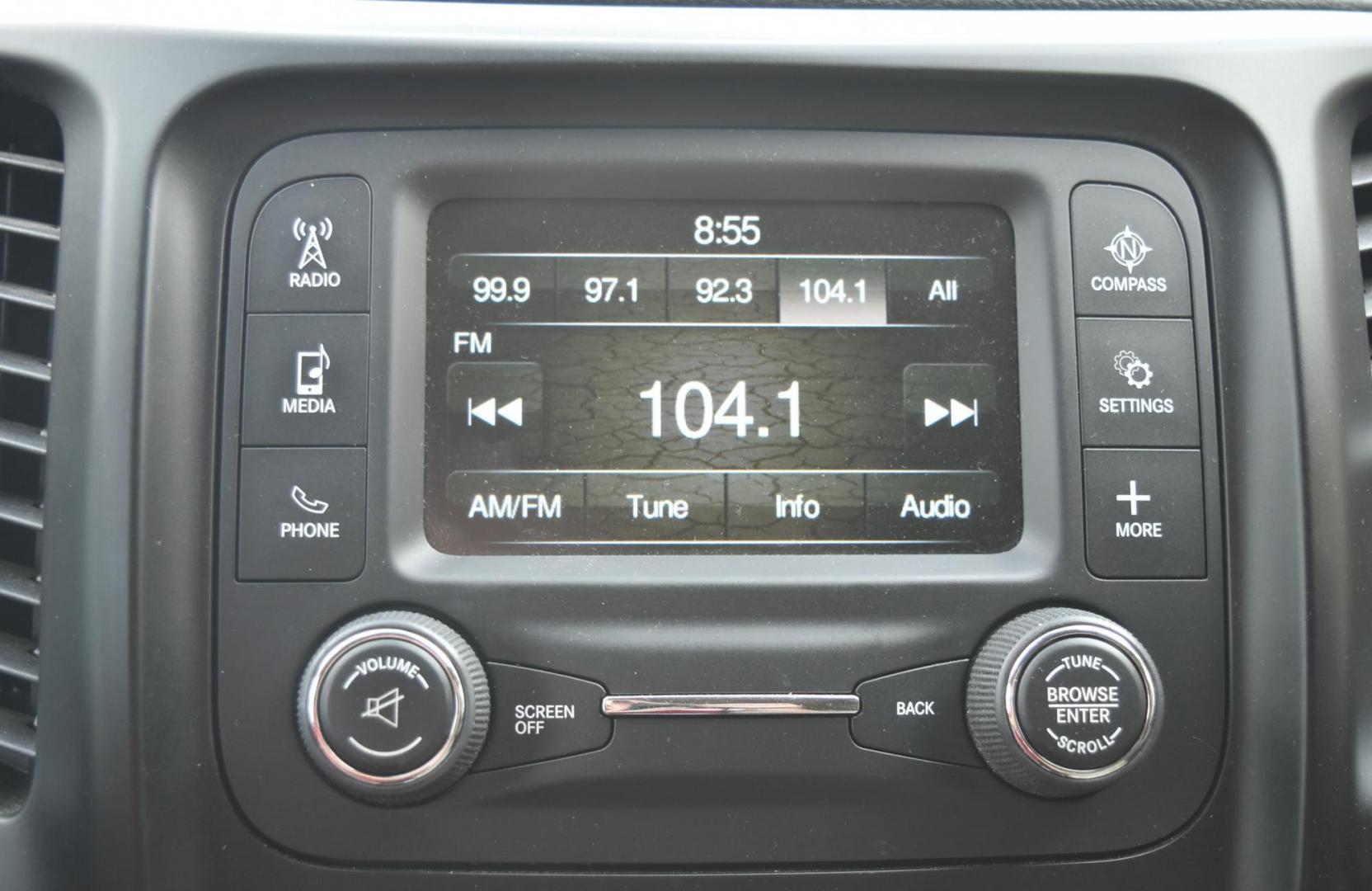 2016 White /Tan Jeep Cherokee Sport 4WD (1C4PJMAB2GW) with an 2.4L L4 DOHC 16V engine, 9-Speed Automatic transmission, located at 1600 E Hwy 44, Rapid City, SD, 57703, (605) 716-7878, 44.070232, -103.171410 - Photo#19
