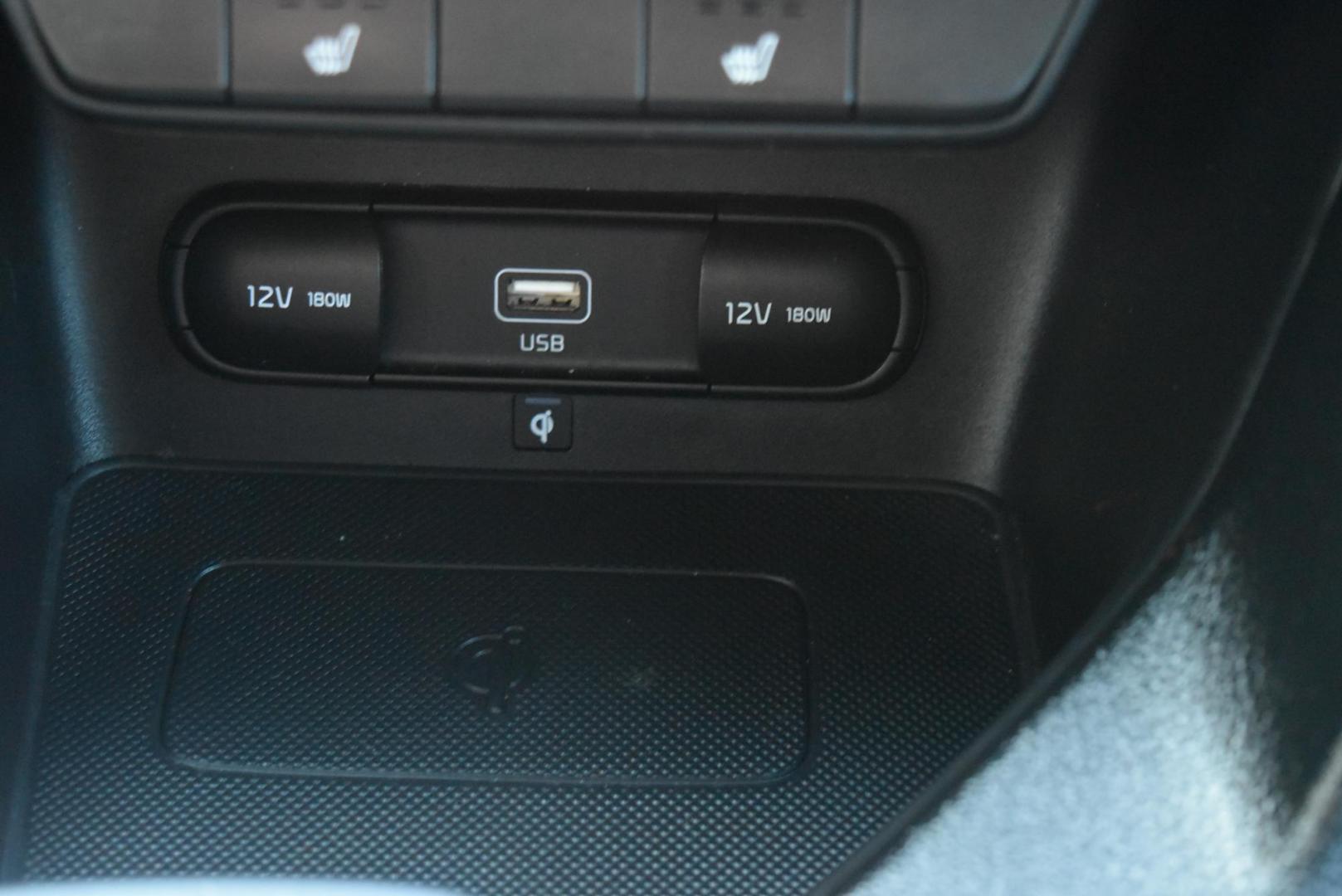 2020 Gray /Black Kia Sportage S (KNDP6CACXL7) with an 2.4L 4 Cyl engine, 6-Speed Automatic w/ Overdrive transmission, located at 1600 E Hwy 44, Rapid City, SD, 57703, (605) 716-7878, 44.070232, -103.171410 - Very nice local unit, Leather , Moonroof, fully loaded - Photo#23