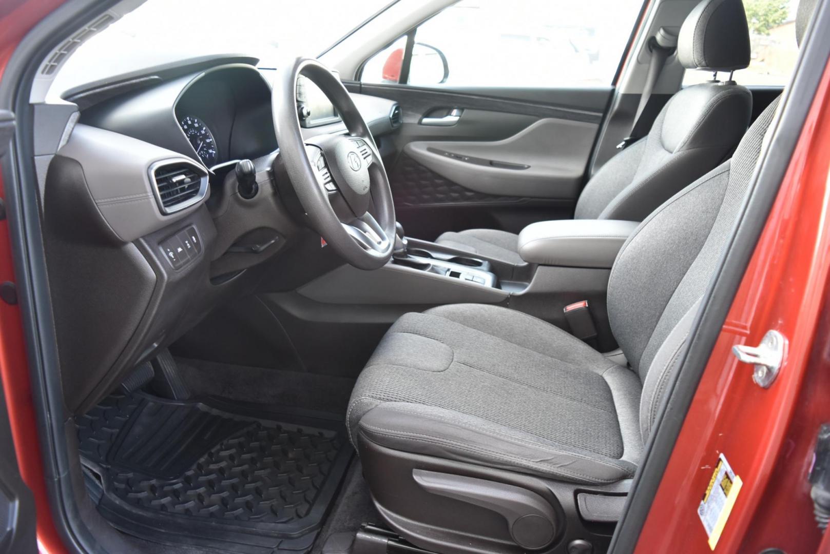 2020 Orange /Black Hyundai Santa Fe SE (5NMS2CAD7LH) with an 2.4L L4 DOHC 16V engine, 8-Speed Automatic w/ Overdrive transmission, located at 1600 E Hwy 44, Rapid City, SD, 57703, (605) 716-7878, 44.070232, -103.171410 - Photo#9