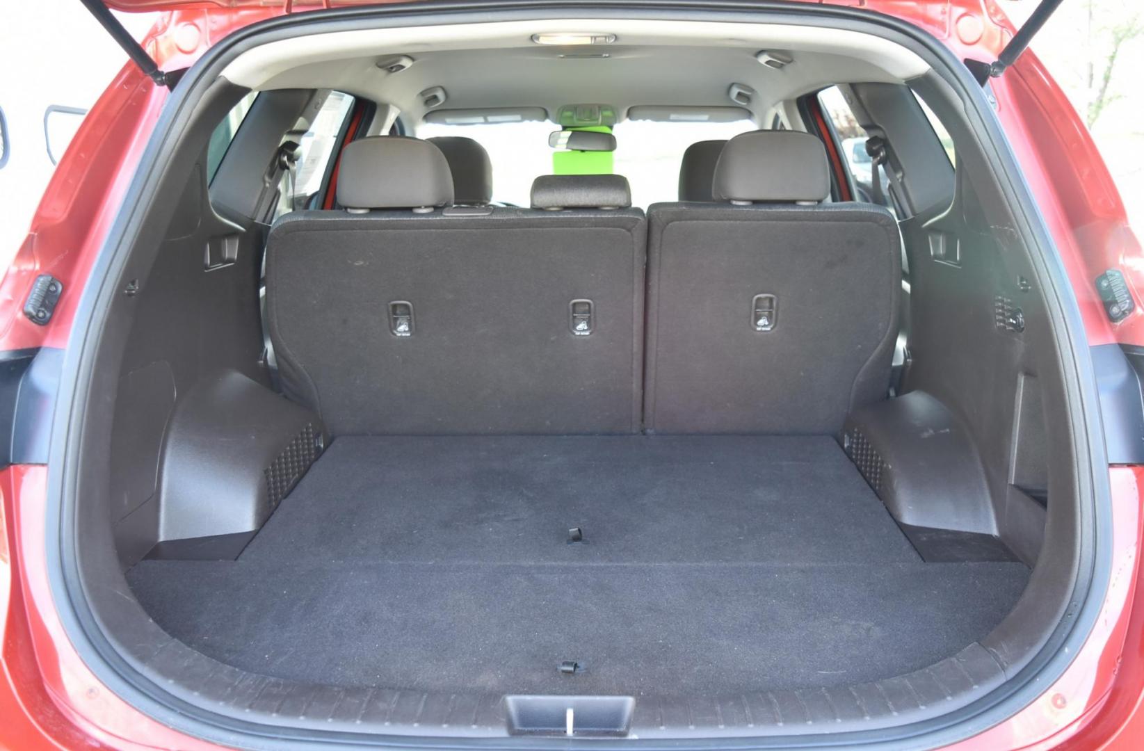 2020 Orange /Black Hyundai Santa Fe SE (5NMS2CAD7LH) with an 2.4L L4 DOHC 16V engine, 8-Speed Automatic w/ Overdrive transmission, located at 1600 E Hwy 44, Rapid City, SD, 57703, (605) 716-7878, 44.070232, -103.171410 - Photo#25