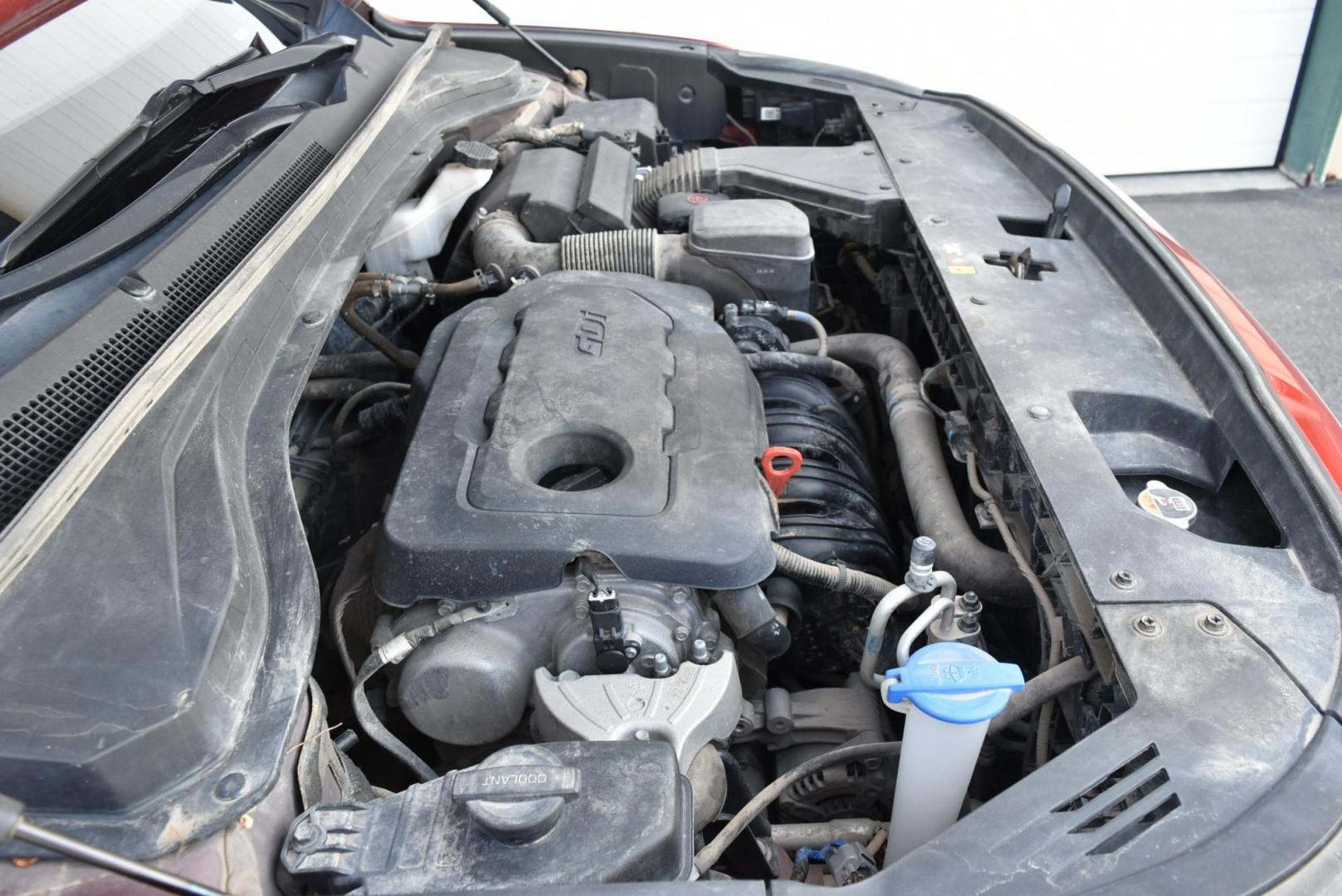 2020 Orange /Black Hyundai Santa Fe SE (5NMS2CAD7LH) with an 2.4L L4 DOHC 16V engine, 8-Speed Automatic w/ Overdrive transmission, located at 1600 E Hwy 44, Rapid City, SD, 57703, (605) 716-7878, 44.070232, -103.171410 - Photo#26