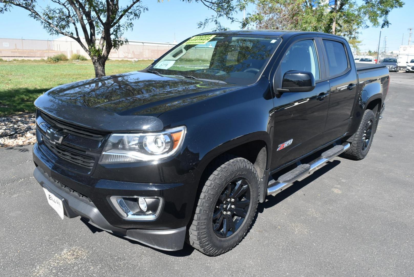 2019 Black /Black Chevrolet Colorado Z-71 (1GCGTDEN6K1) with an 3.6L DI DOHC V6 VVT engine, 8-Speed Automatic transmission, located at 1600 E Hwy 44, Rapid City, SD, 57703, (605) 716-7878, 44.070232, -103.171410 - Photo#3