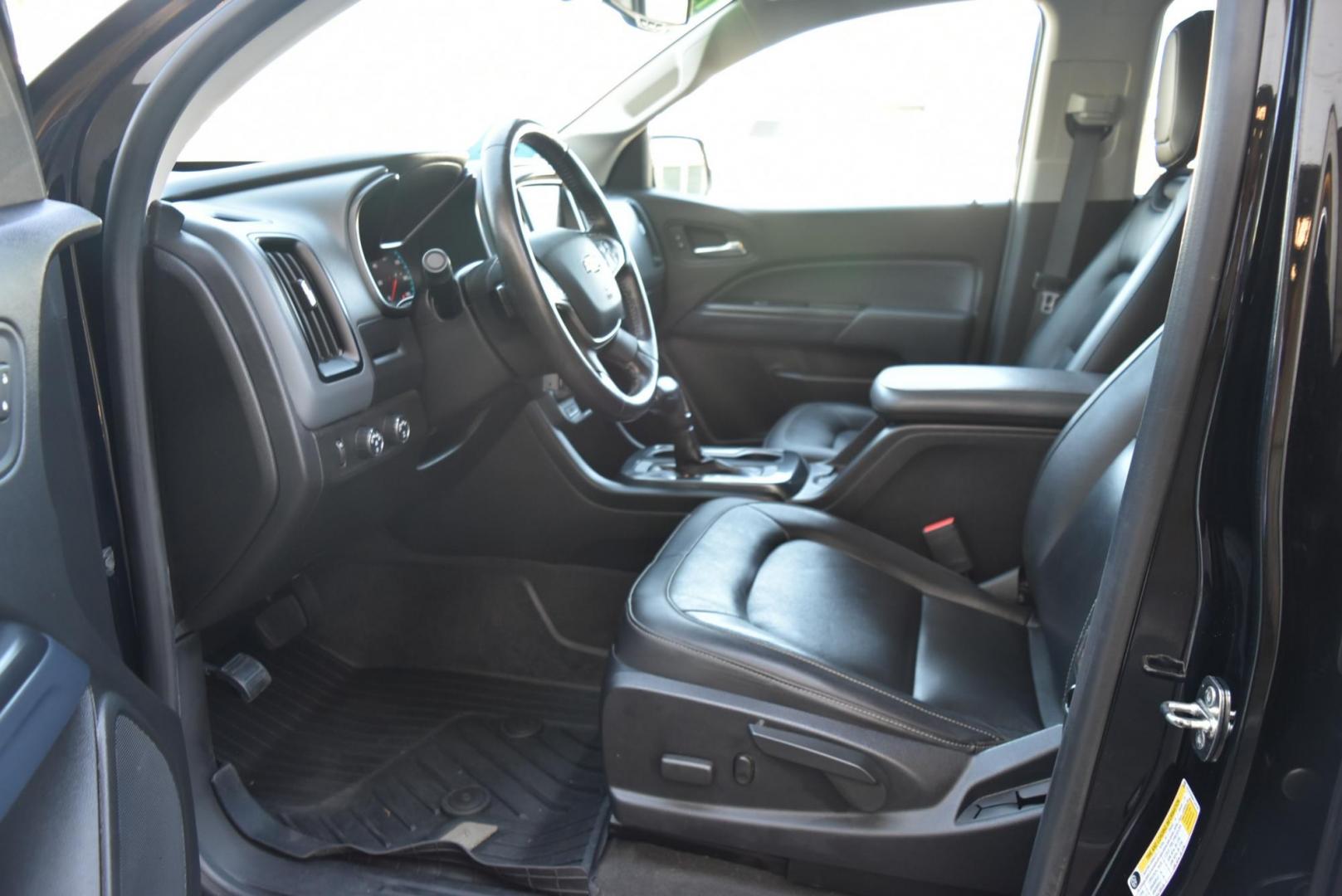2019 Black /Black Chevrolet Colorado Z-71 (1GCGTDEN6K1) with an 3.6L DI DOHC V6 VVT engine, 8-Speed Automatic transmission, located at 1600 E Hwy 44, Rapid City, SD, 57703, (605) 716-7878, 44.070232, -103.171410 - Photo#9