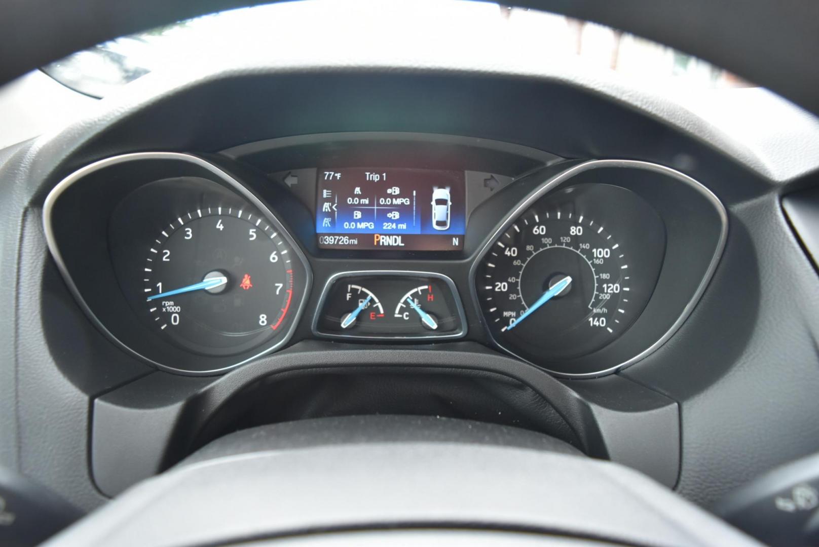 2018 Ford Focus SE - Photo 18