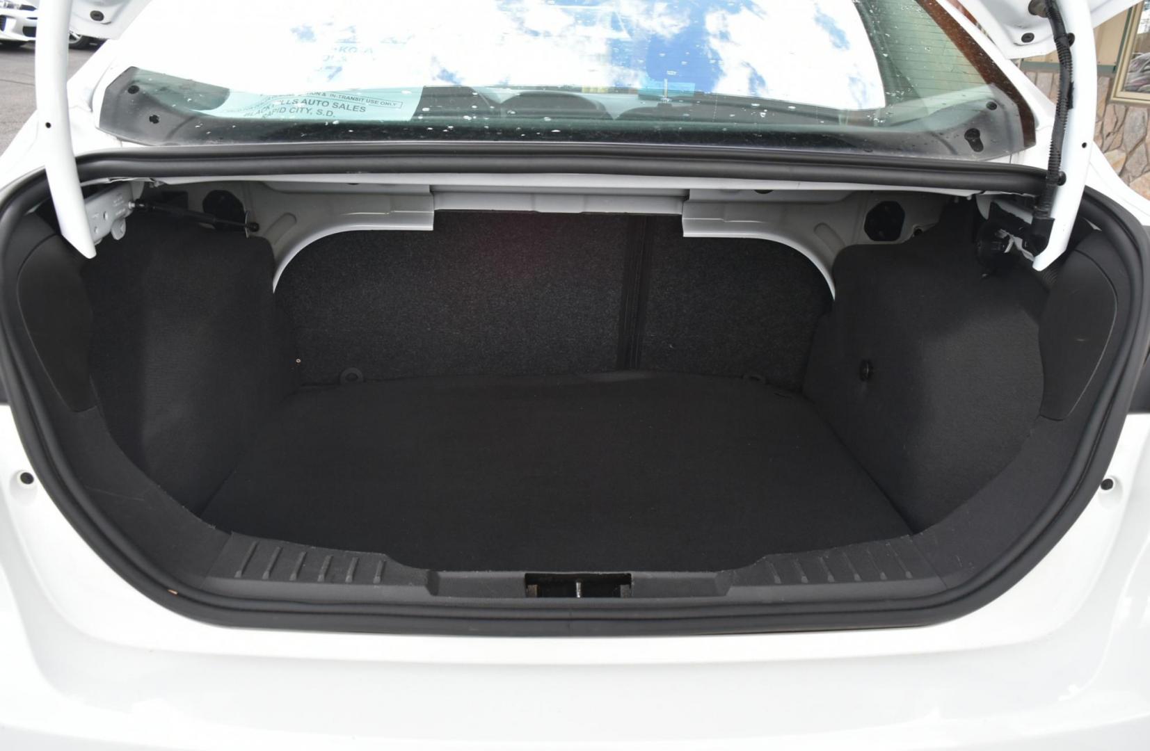 2018 Ford Focus SE - Photo 25