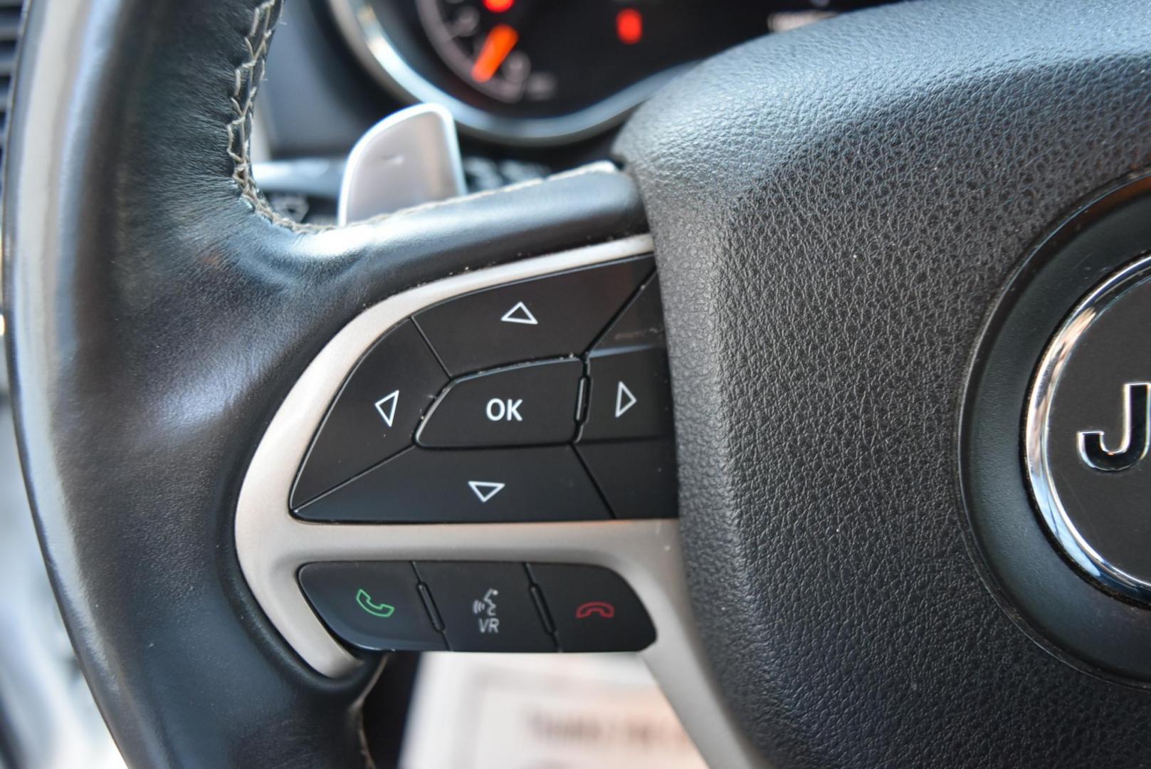 2015 White /Black Jeep Grand Cherokee Overland (1C4RJFCG8FC) with an 3.6L V6 DOHC 24V engine, 8-Speed Automatic transmission, located at 1600 E Hwy 44, Rapid City, SD, 57703, (605) 716-7878, 44.070232, -103.171410 - Photo#15