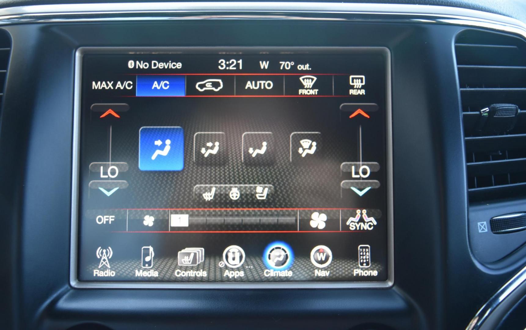 2015 White /Black Jeep Grand Cherokee Overland (1C4RJFCG8FC) with an 3.6L V6 DOHC 24V engine, 8-Speed Automatic transmission, located at 1600 E Hwy 44, Rapid City, SD, 57703, (605) 716-7878, 44.070232, -103.171410 - Photo#24