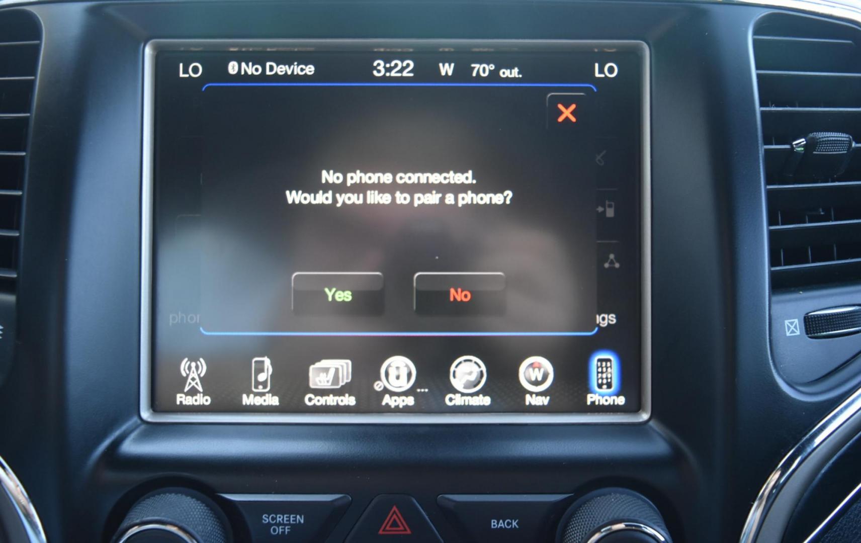 2015 White /Black Jeep Grand Cherokee Overland (1C4RJFCG8FC) with an 3.6L V6 DOHC 24V engine, 8-Speed Automatic transmission, located at 1600 E Hwy 44, Rapid City, SD, 57703, (605) 716-7878, 44.070232, -103.171410 - Photo#26