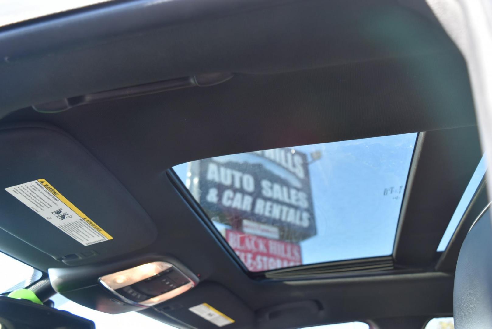 2015 White /Black Jeep Grand Cherokee Overland (1C4RJFCG8FC) with an 3.6L V6 DOHC 24V engine, 8-Speed Automatic transmission, located at 1600 E Hwy 44, Rapid City, SD, 57703, (605) 716-7878, 44.070232, -103.171410 - Photo#30