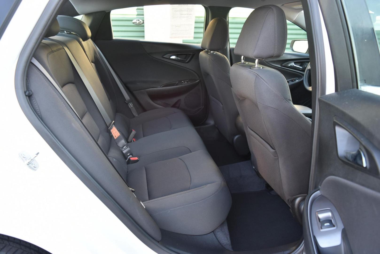 2020 White /Black Chevrolet Malibu 1FL (1G1ZC5ST8LF) with an 1.5L L4 DOHC 16V engine, 6-Speed Automatic transmission, located at 1600 E Hwy 44, Rapid City, SD, 57703, (605) 716-7878, 44.070232, -103.171410 - Photo#10