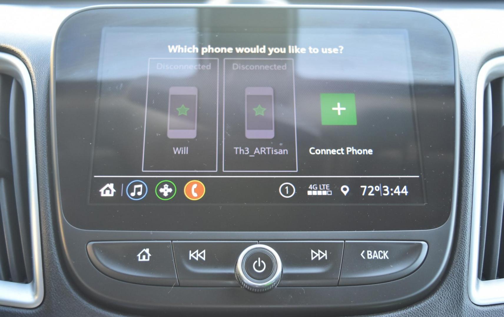 2020 White /Black Chevrolet Malibu 1FL (1G1ZC5ST8LF) with an 1.5L L4 DOHC 16V engine, 6-Speed Automatic transmission, located at 1600 E Hwy 44, Rapid City, SD, 57703, (605) 716-7878, 44.070232, -103.171410 - Photo#21