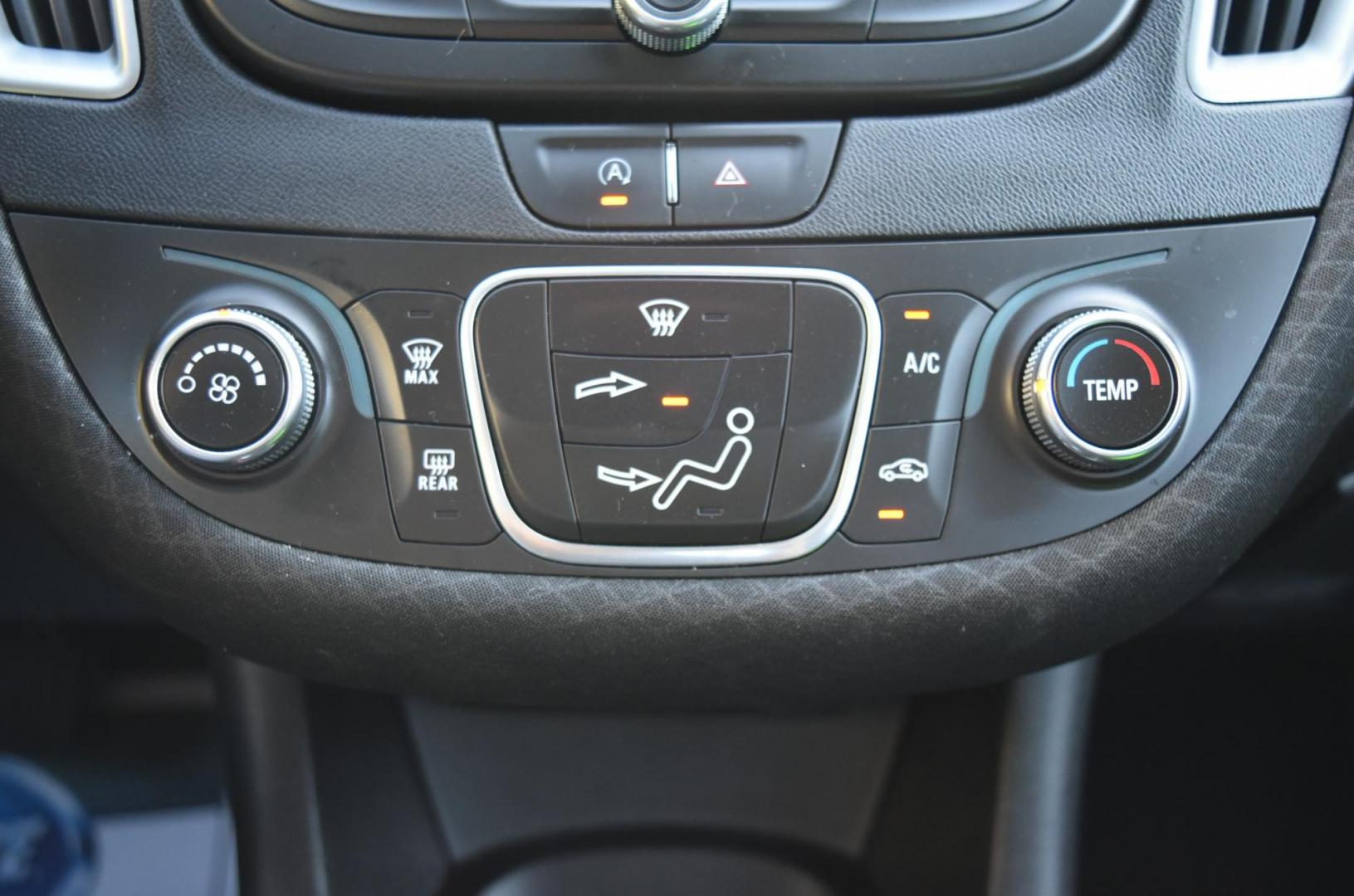 2020 White /Black Chevrolet Malibu 1FL (1G1ZC5ST8LF) with an 1.5L L4 DOHC 16V engine, 6-Speed Automatic transmission, located at 1600 E Hwy 44, Rapid City, SD, 57703, (605) 716-7878, 44.070232, -103.171410 - Photo#22