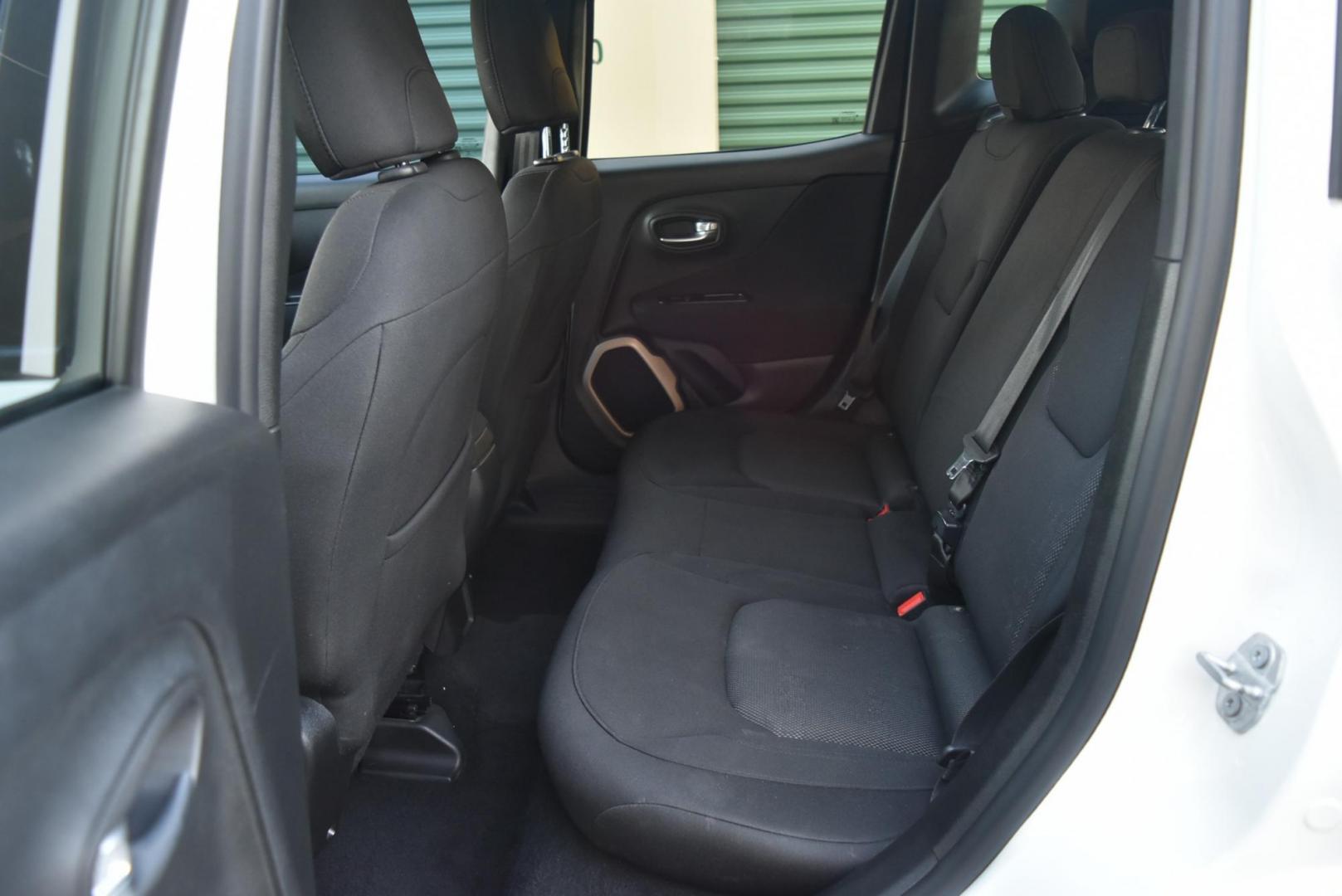 2017 White /Black Jeep Renegade Latitude (ZACCJBBB0HP) with an 2.4L L4 DOHC 16V engine, Automatic transmission, located at 1600 E Hwy 44, Rapid City, SD, 57703, (605) 716-7878, 44.070232, -103.171410 - Photo#12