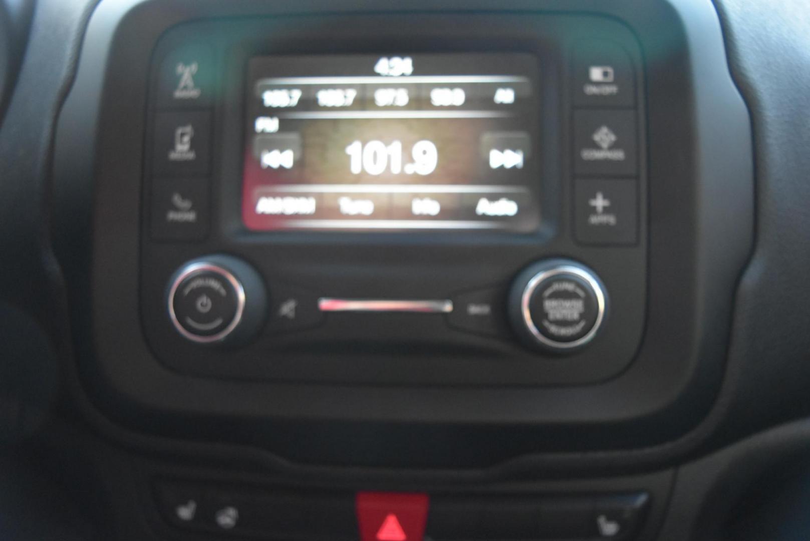 2017 White /Black Jeep Renegade Latitude (ZACCJBBB0HP) with an 2.4L L4 DOHC 16V engine, Automatic transmission, located at 1600 E Hwy 44, Rapid City, SD, 57703, (605) 716-7878, 44.070232, -103.171410 - Photo#19