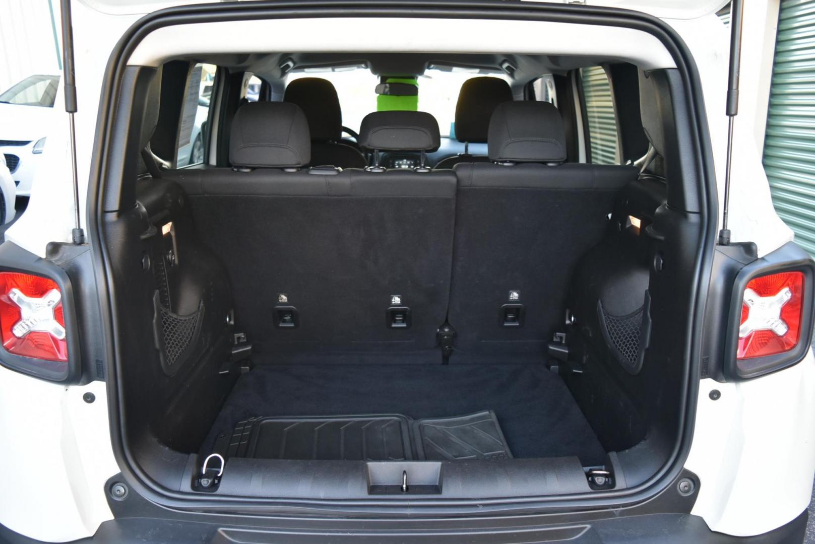 2017 White /Black Jeep Renegade Latitude (ZACCJBBB0HP) with an 2.4L L4 DOHC 16V engine, Automatic transmission, located at 1600 E Hwy 44, Rapid City, SD, 57703, (605) 716-7878, 44.070232, -103.171410 - Photo#22