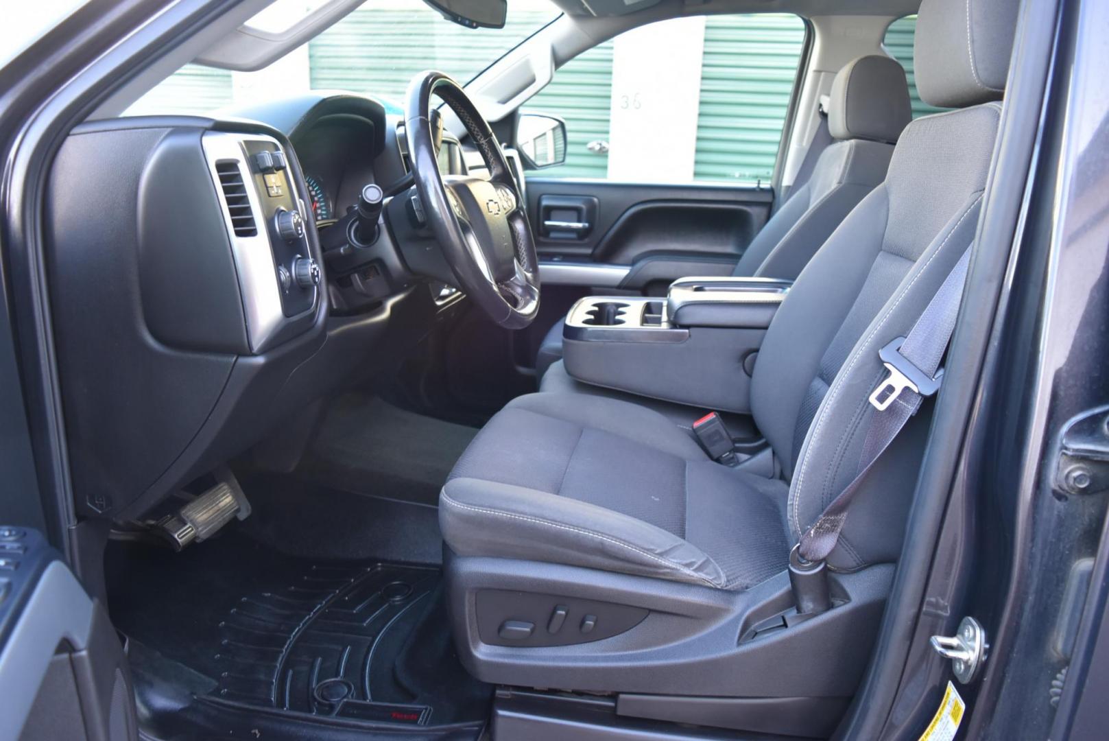 2016 Gray /gray Chevrolet Silverado 2500HD LT (1GC2KVEG5GZ) with an 6.0L Vortec V8 Variable Valve Timing SFI engine, 6-Speed Automatic, Heavy-Duty, Electronically Controlled transmission, located at 1600 E Hwy 44, Rapid City, SD, 57703, (605) 716-7878, 44.070232, -103.171410 - Photo#8