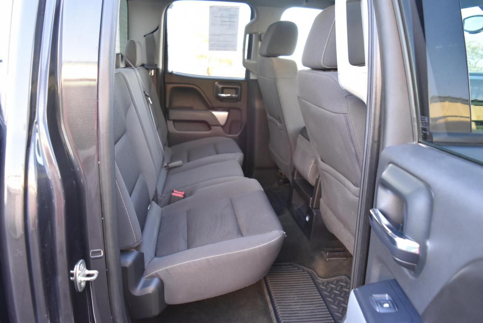 2016 Gray /gray Chevrolet Silverado 2500HD LT (1GC2KVEG5GZ) with an 6.0L Vortec V8 Variable Valve Timing SFI engine, 6-Speed Automatic, Heavy-Duty, Electronically Controlled transmission, located at 1600 E Hwy 44, Rapid City, SD, 57703, (605) 716-7878, 44.070232, -103.171410 - Photo#10